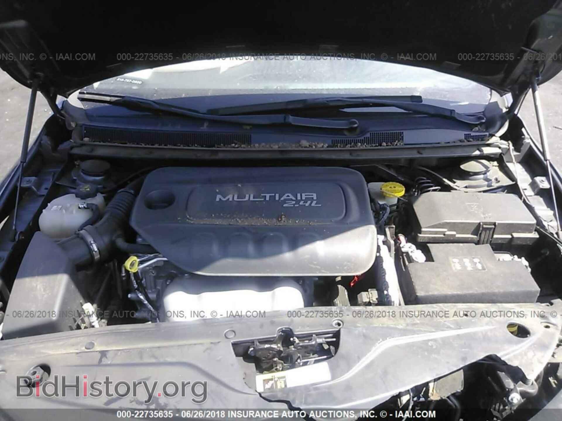 2016 Chrysler 200 - VIN: 1C3CCCAB8GN115503 - Фото 10
