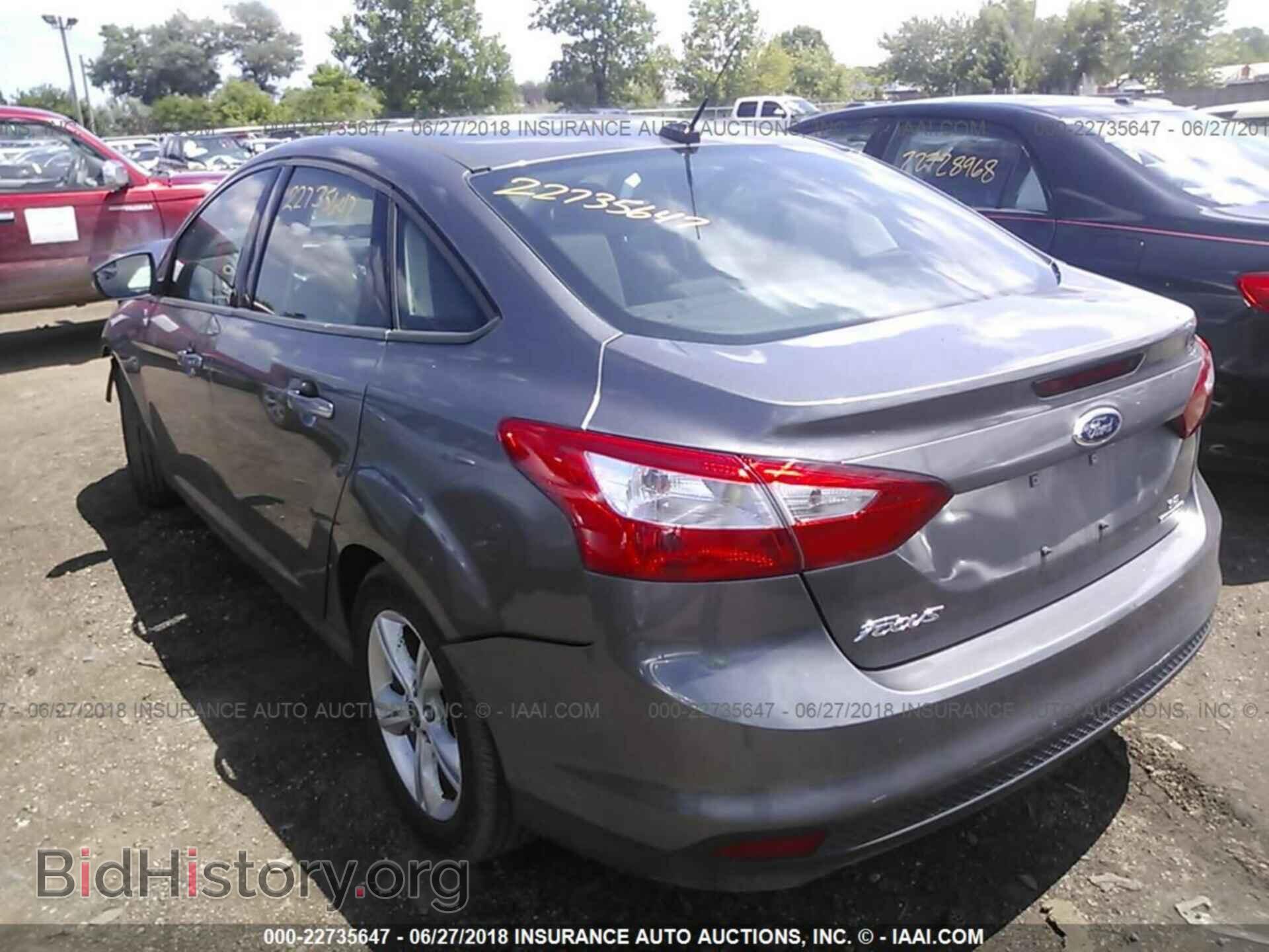 2014 Ford Focus - VIN: 1FADP3F23EL234300 - Фото 3