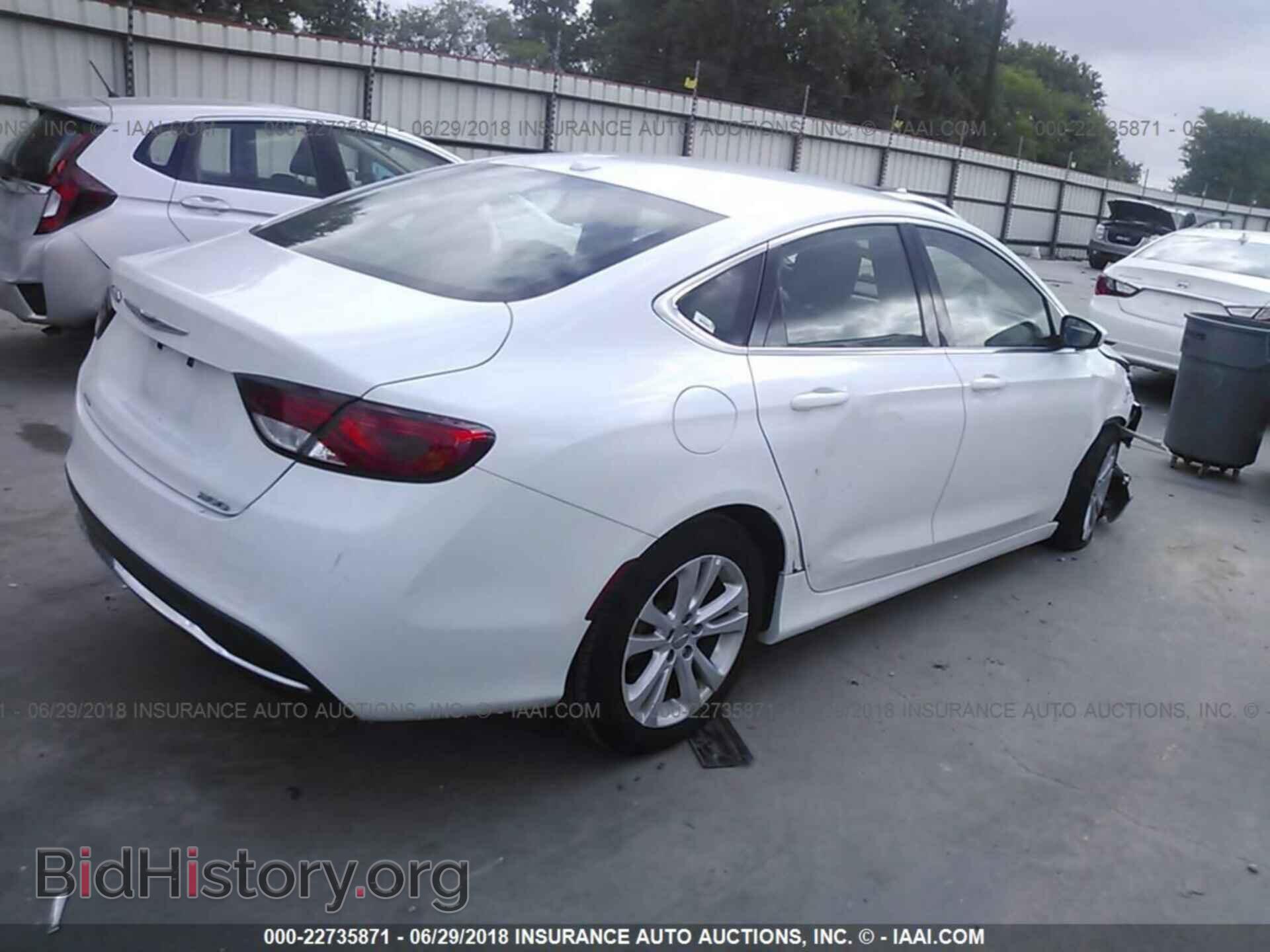 2016 Chrysler 200 - VIN: 1C3CCCAB4GN136056 - Фото 4
