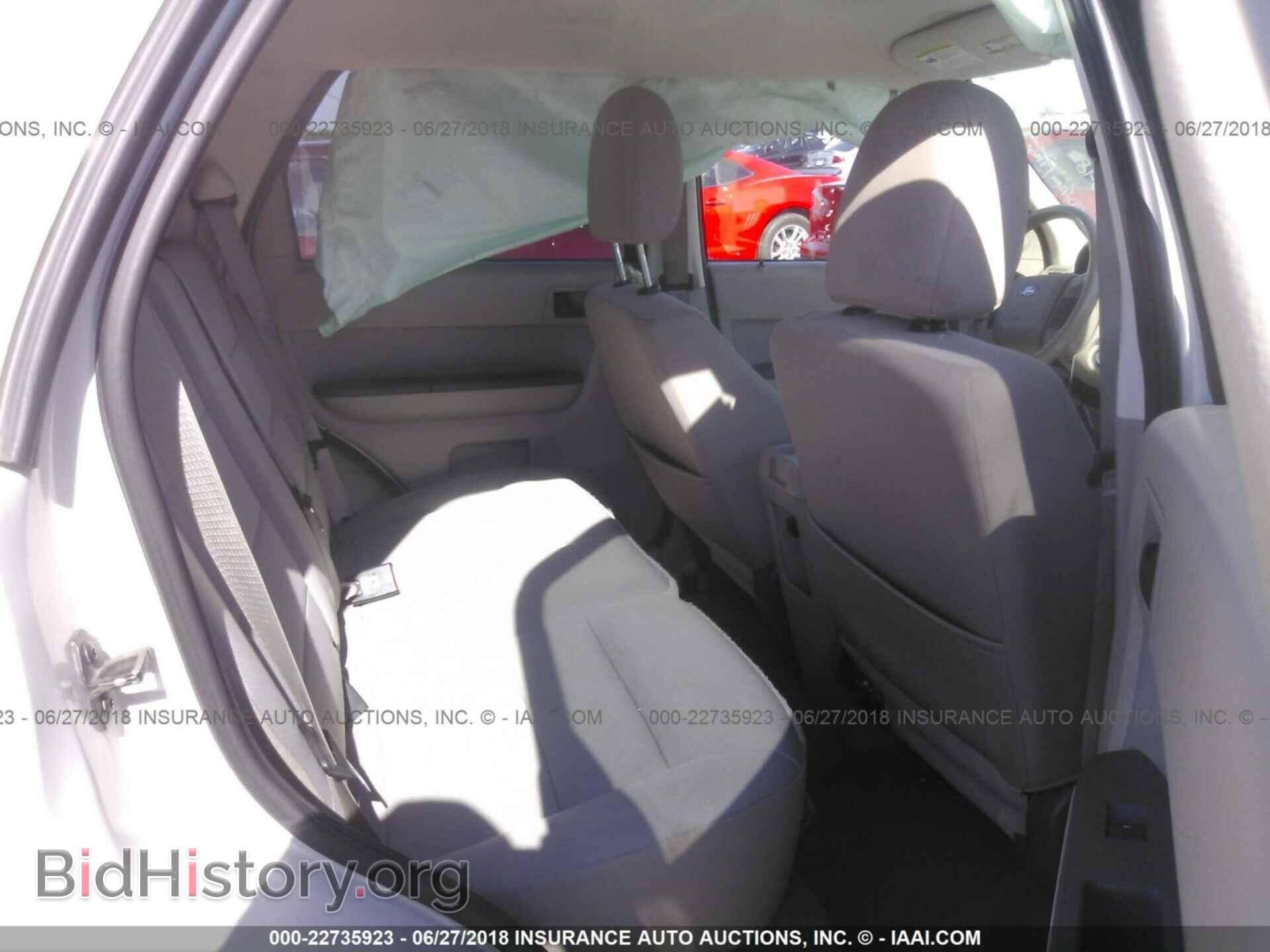 2012 Ford Escape - VIN: 1FMCU4K38CKB45291 - Photo 8