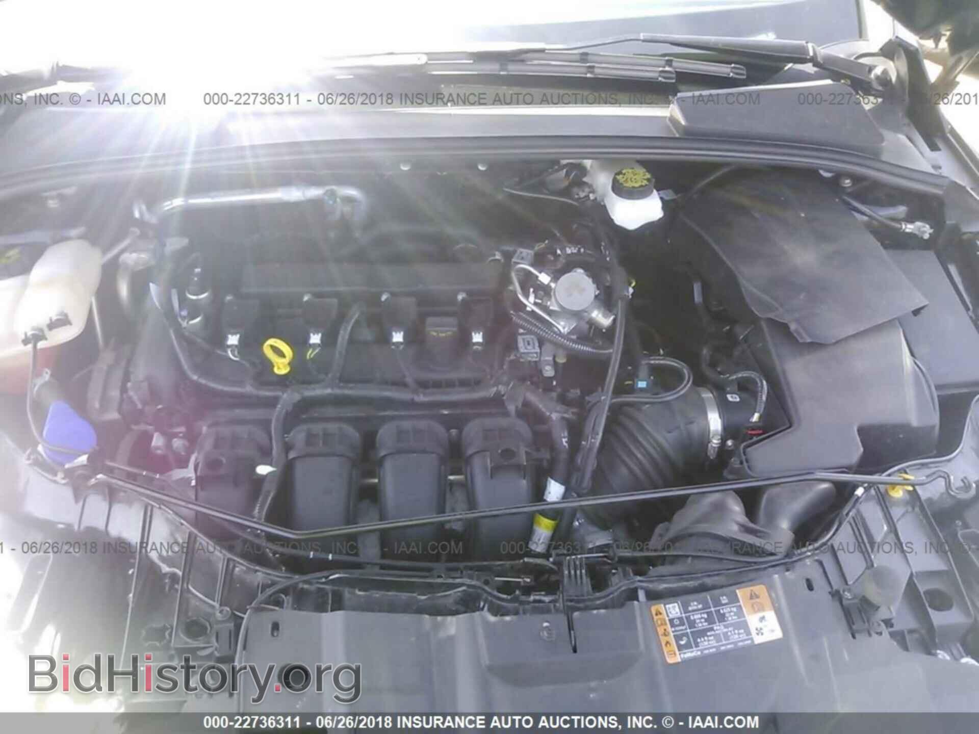 2017 Ford Focus - VIN: 1FADP3E24HL312850 - Photo 10