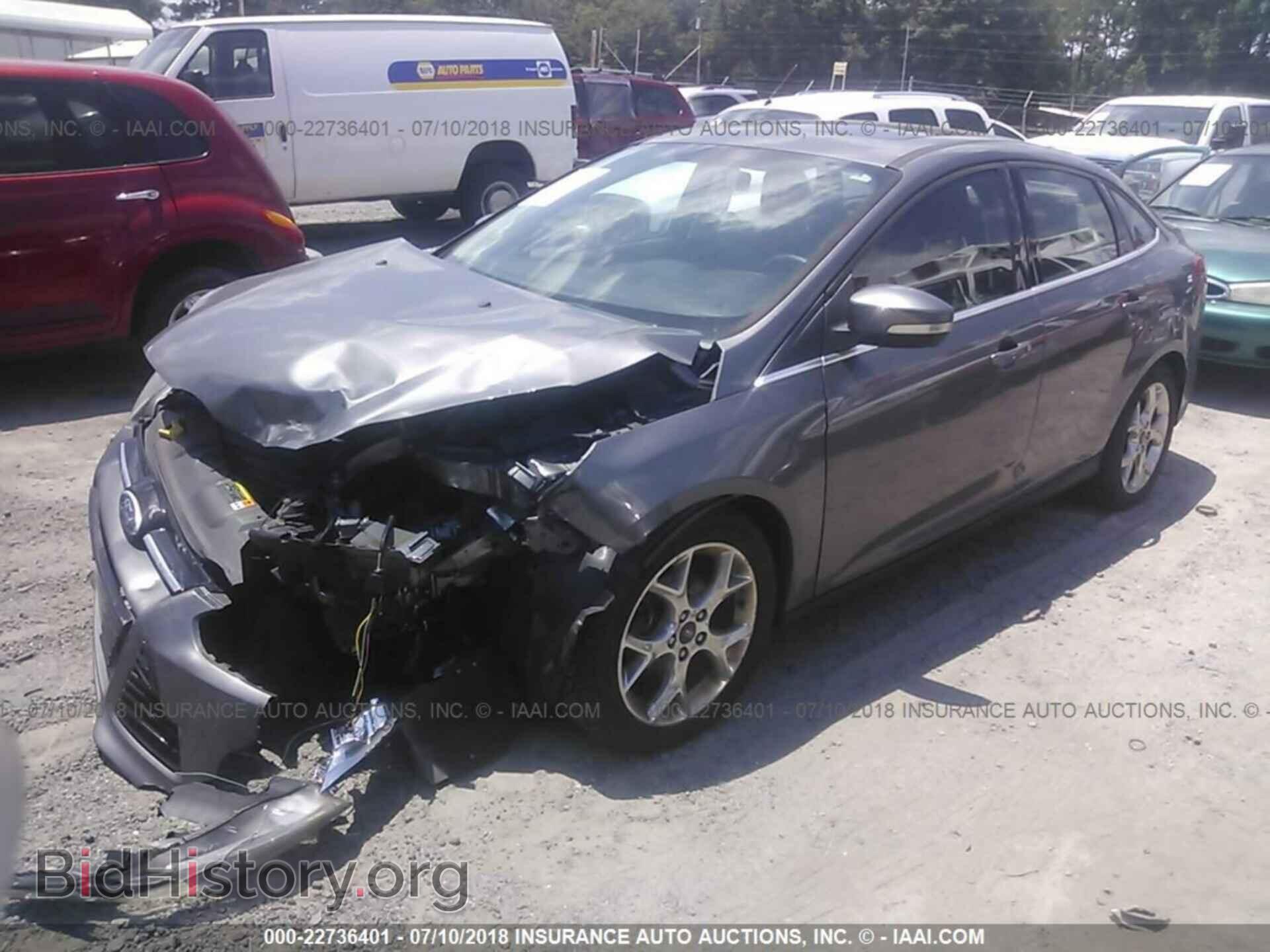 2012 Ford Focus - VIN: 1FAHP3J26CL108938 - Фото 2