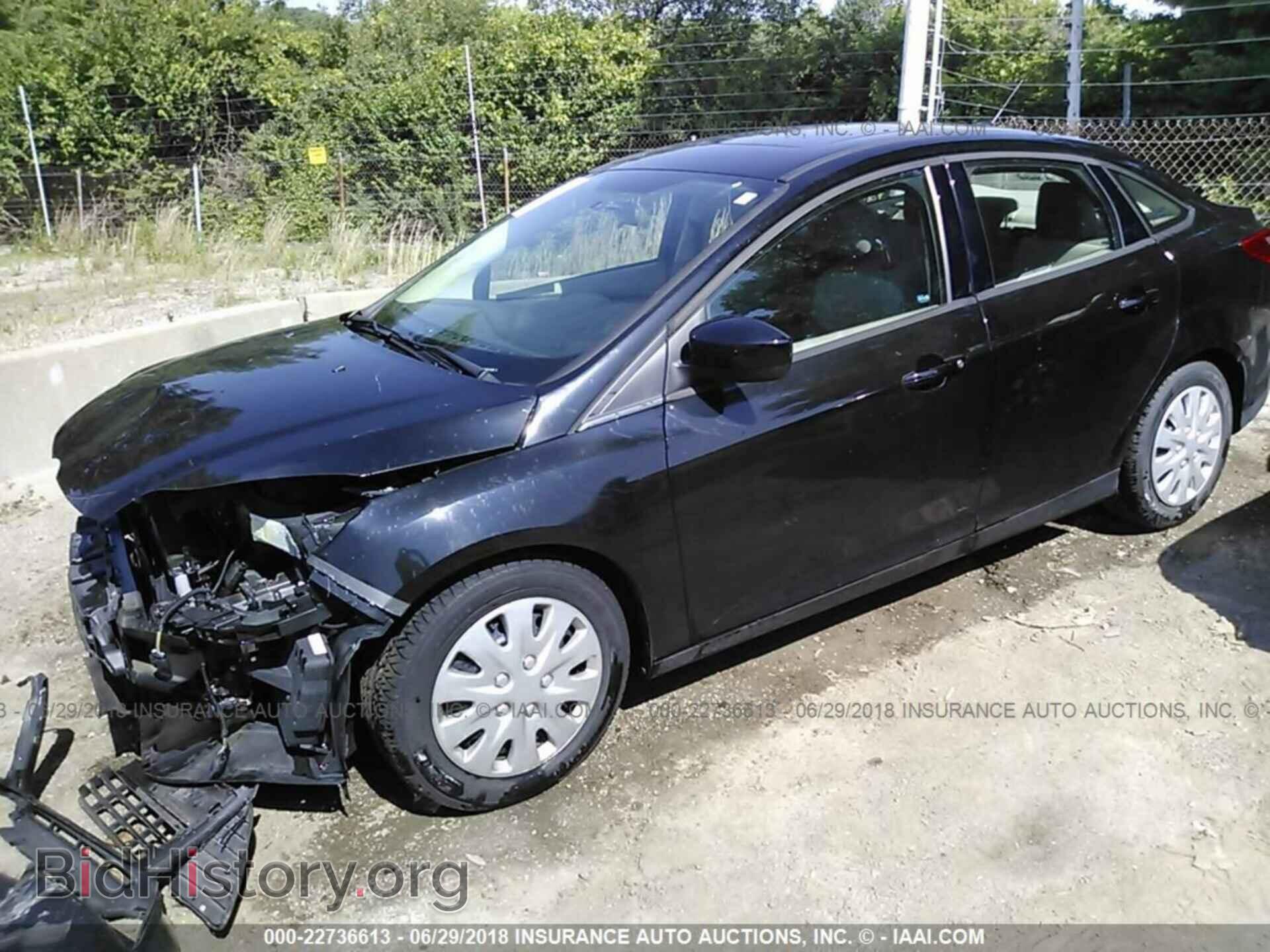 2012 Ford Focus - VIN: 1FAHP3F2XCL234003 - Фото 2