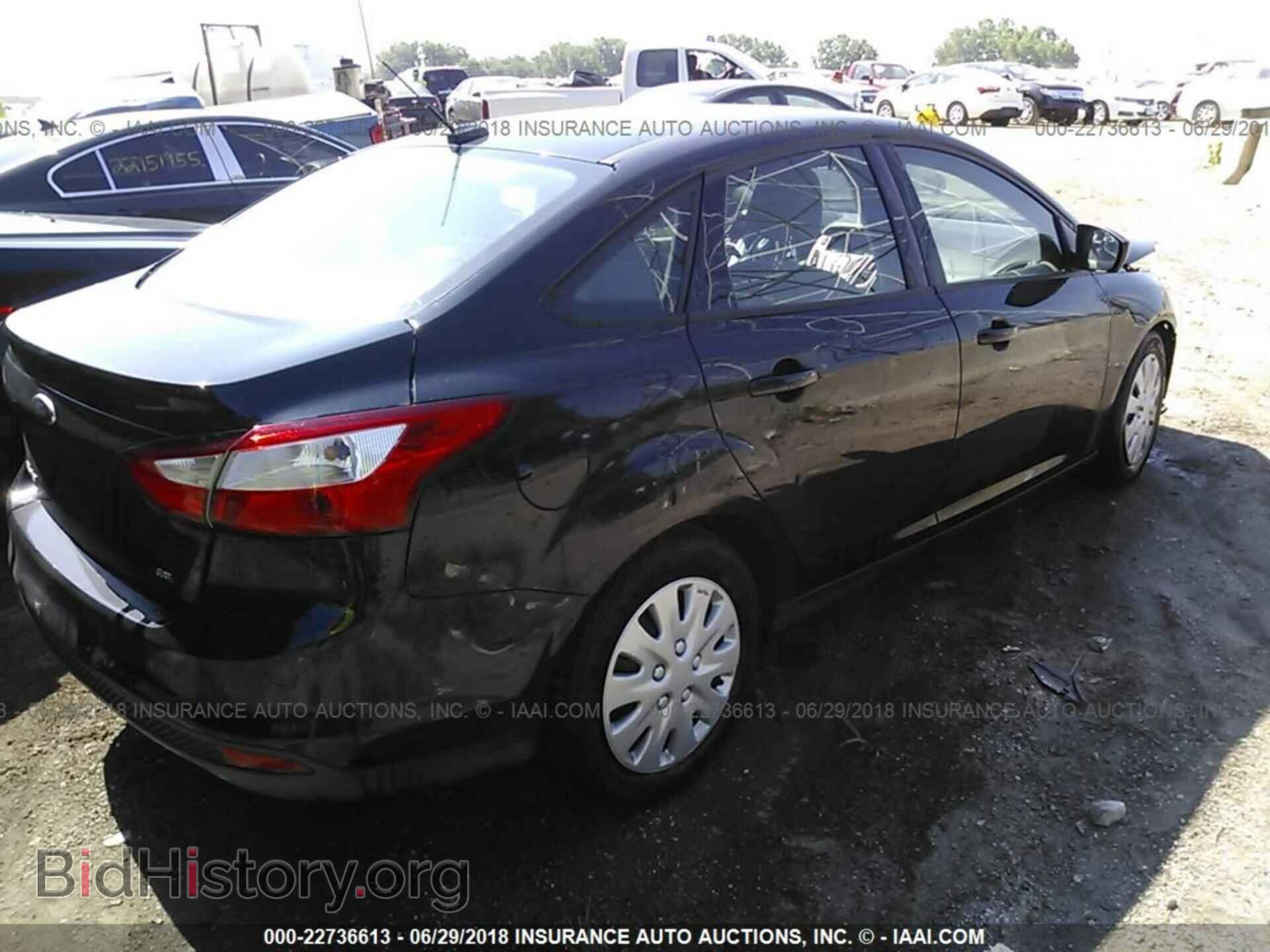 2012 Ford Focus - VIN: 1FAHP3F2XCL234003 - Фото 4