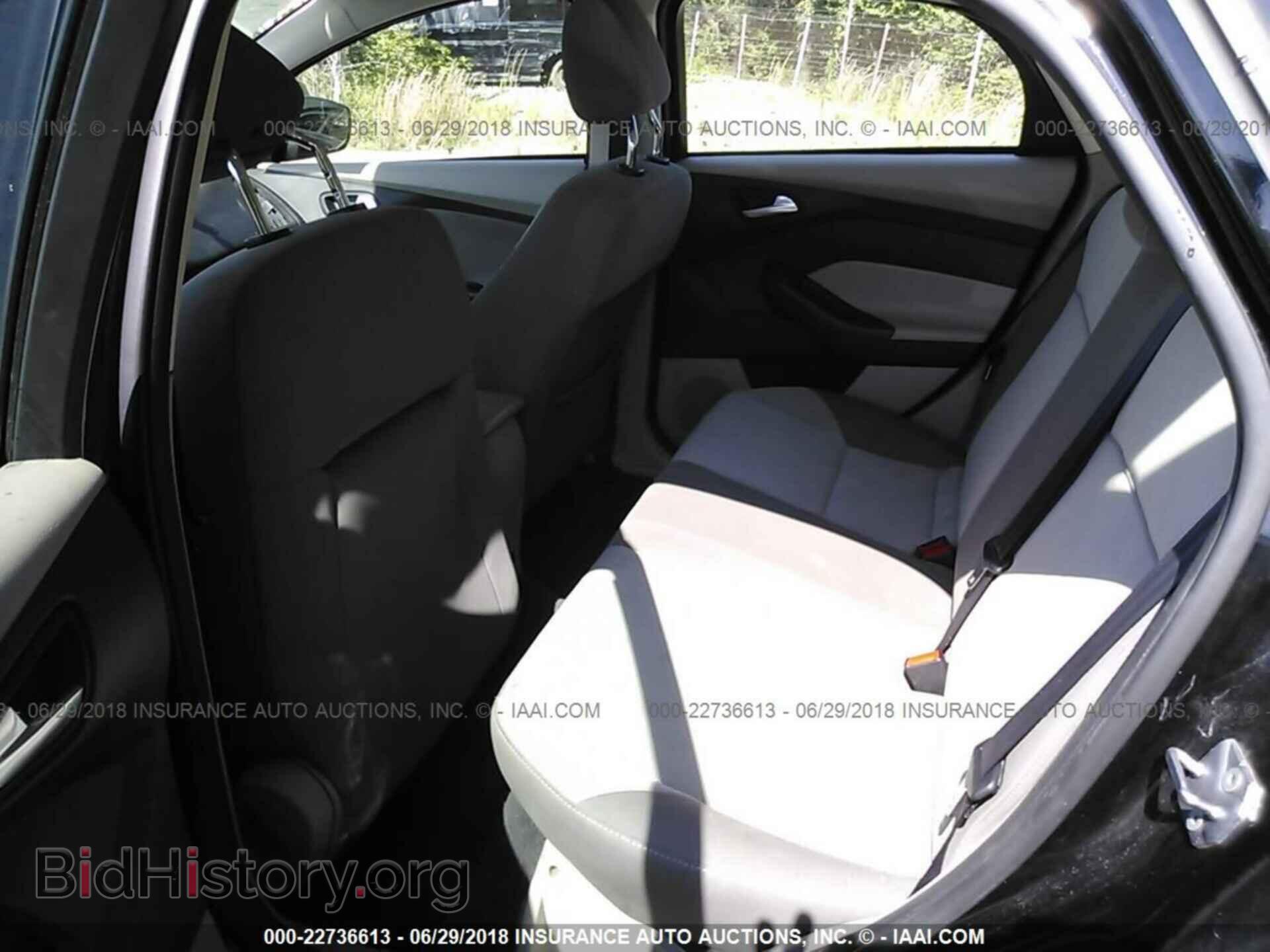 2012 Ford Focus - VIN: 1FAHP3F2XCL234003 - Фото 8