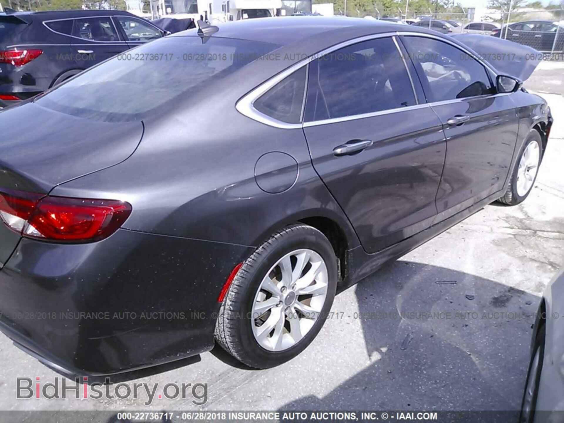 2015 Chrysler 200 - VIN: 1C3CCCCG3FN514293 - Photo 4