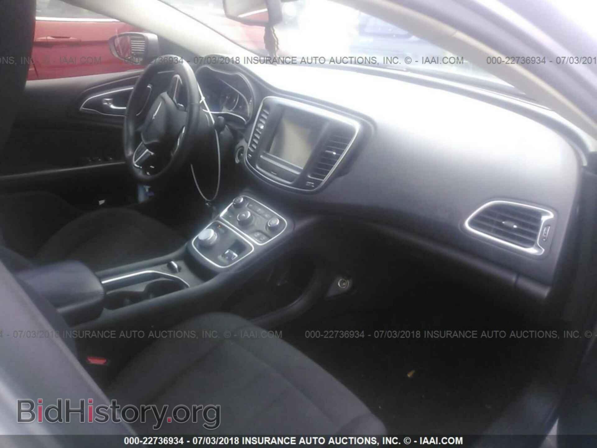 2015 Chrysler 200 - VIN: 1C3CCCAB5FN627363 - Фото 5