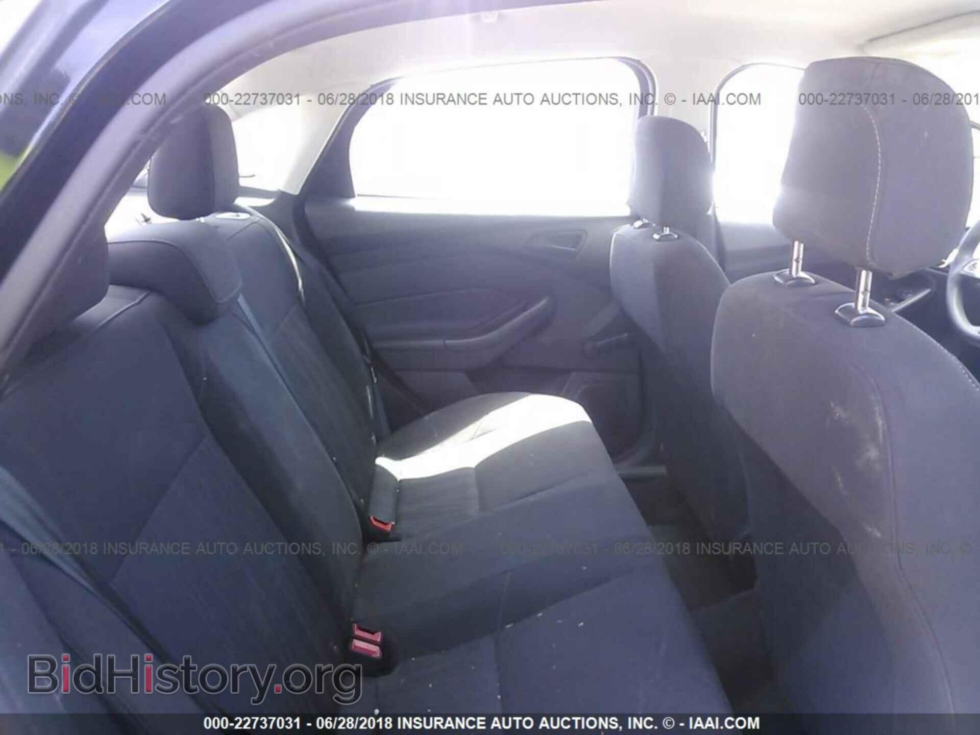 2017 Ford Focus - VIN: 1FADP3E24HL319474 - Photo 8