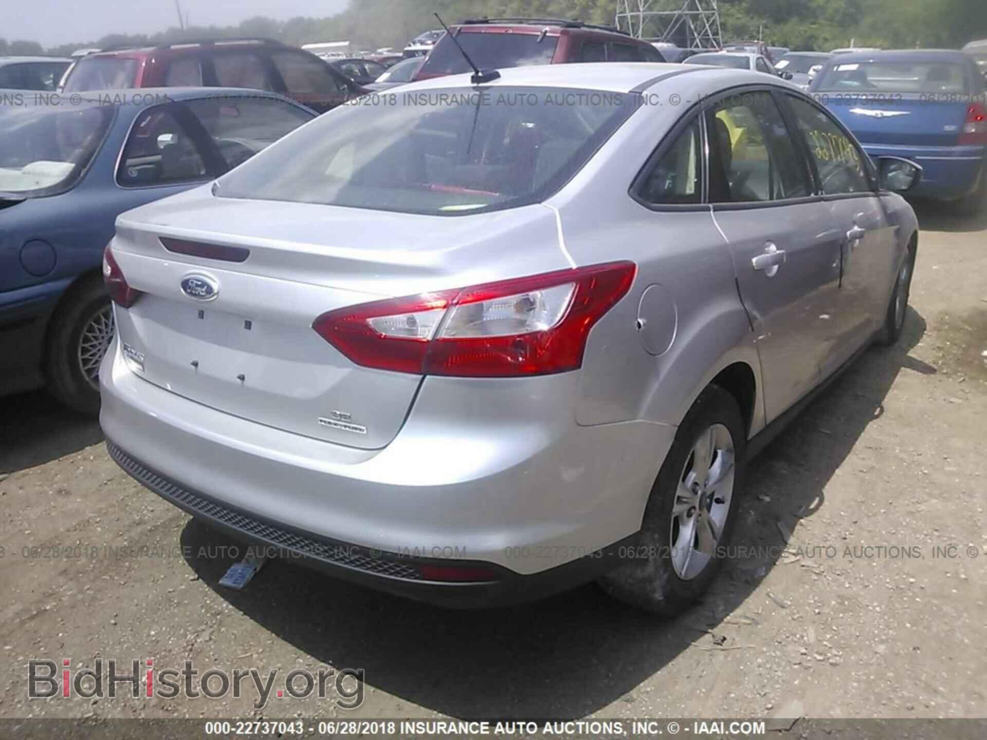 2013 Ford Focus - VIN: 1FADP3F2XDL292452 - Photo 4