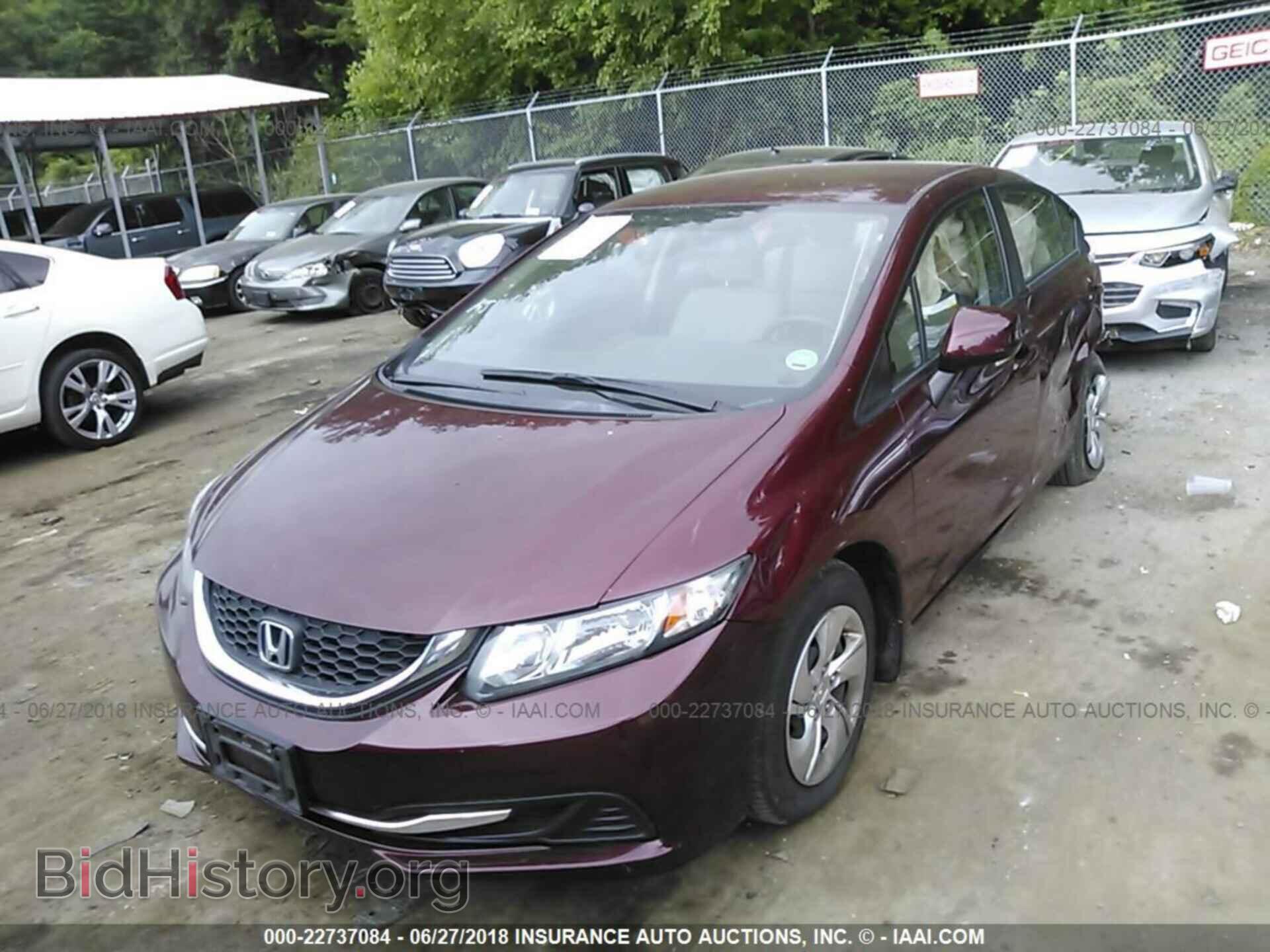 2013 Honda Civic - VIN: 2HGFB2F5XDH555608 - Фото 2