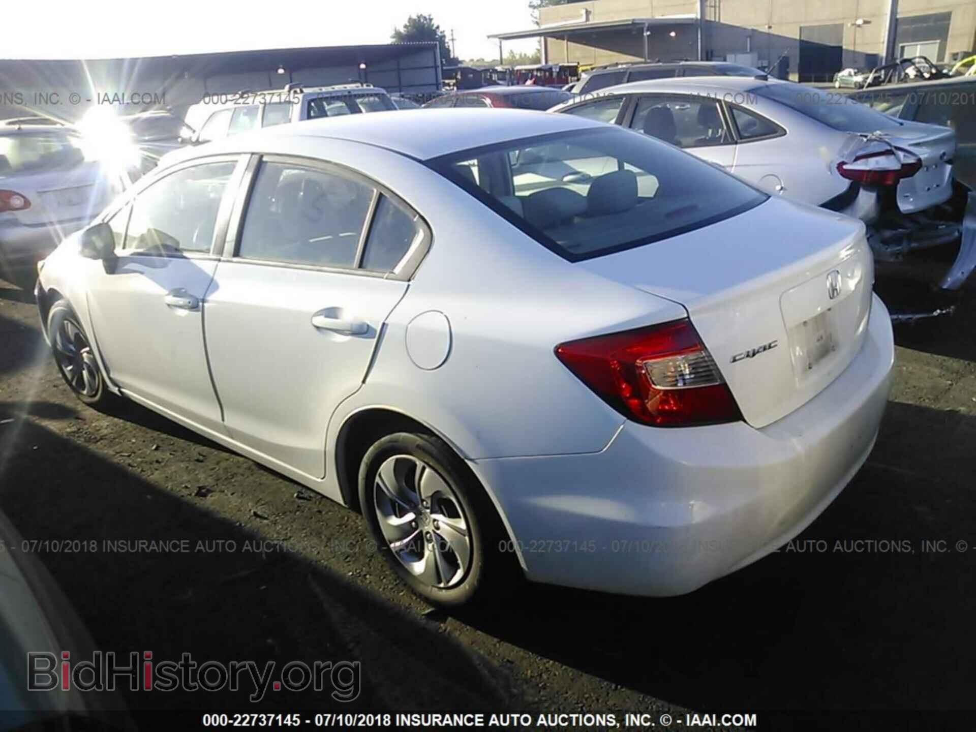2012 Honda Civic - VIN: 19XFB2F50CE302662 - Photo 3