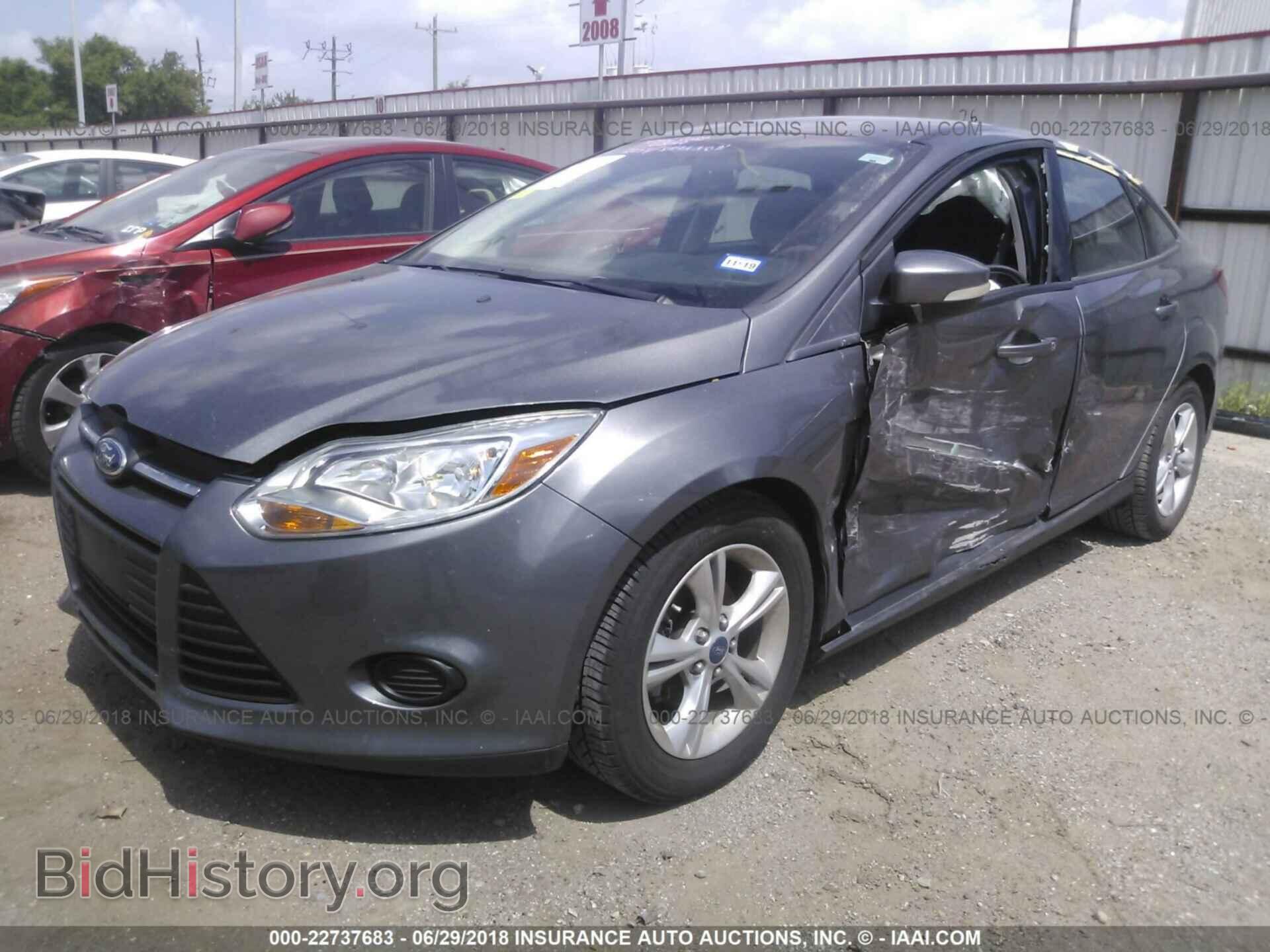 2013 Ford Focus - VIN: 1FADP3F28DL354818 - Photo 2