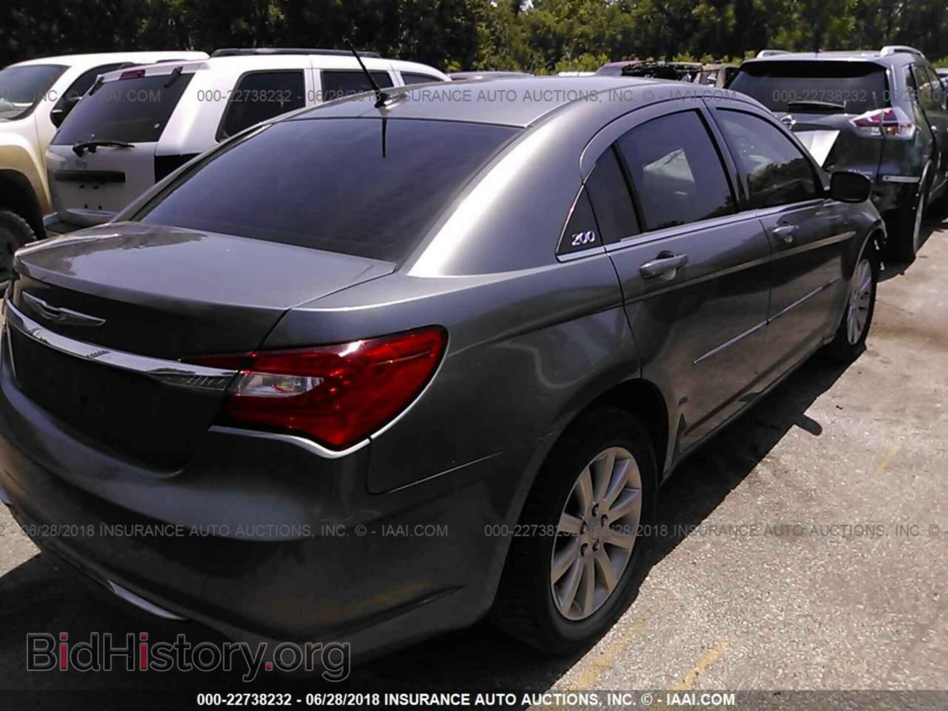 2012 Chrysler 200 - VIN: 1C3CCBBB4CN201071 - Фото 4