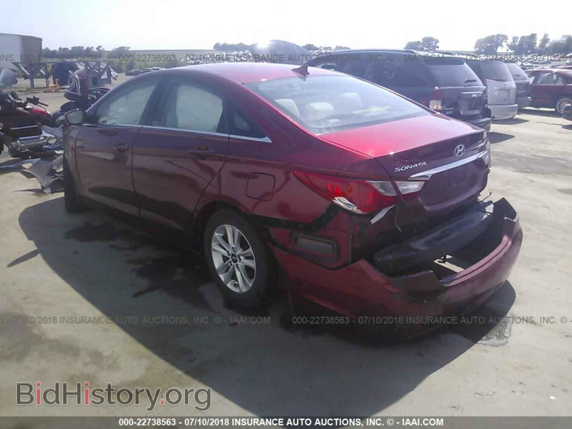 2012 Hyundai Sonata - VIN: 5NPEB4AC7CH499211 - Фото 3
