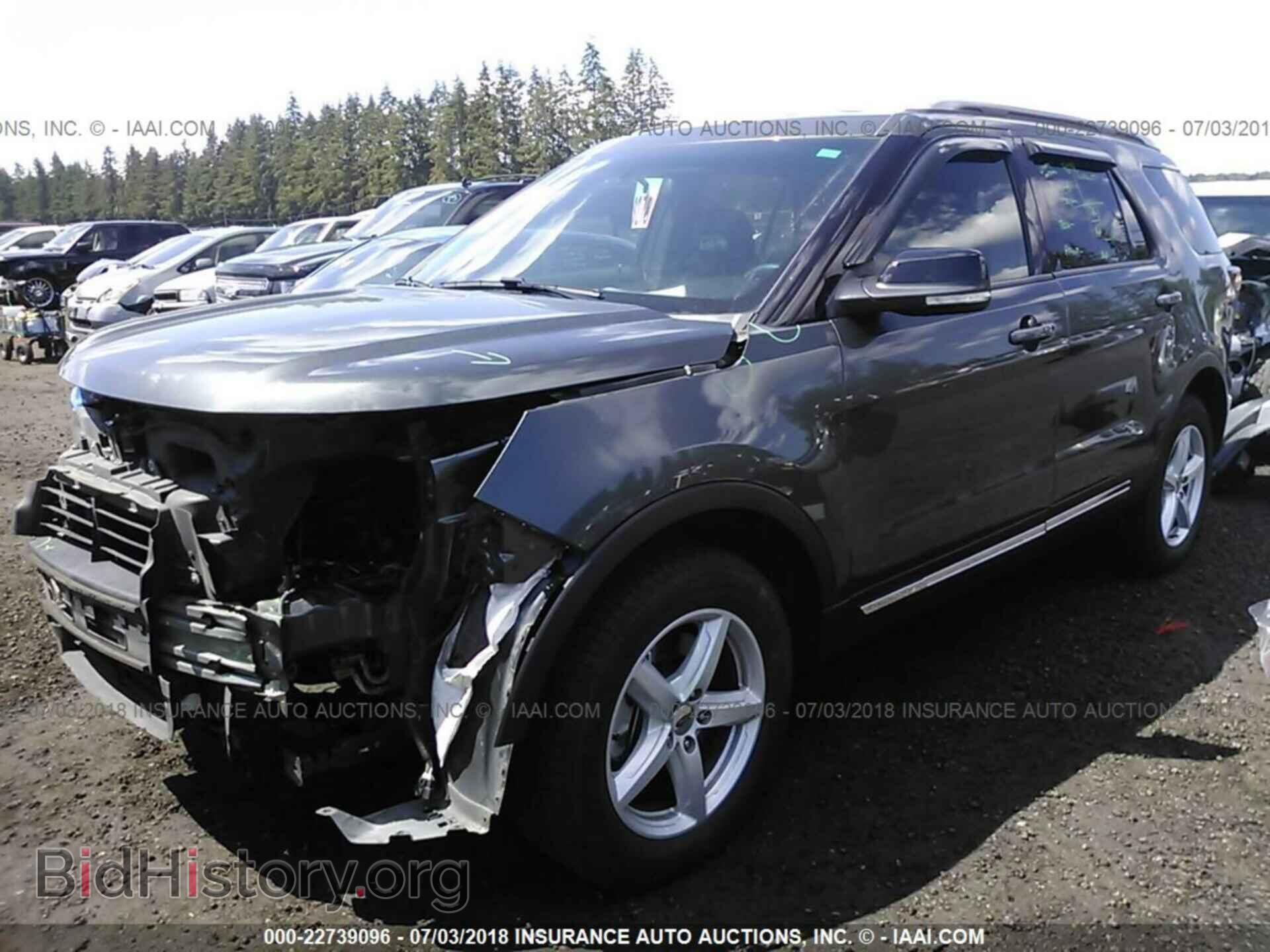 2016 Ford Explorer - VIN: 1FM5K8D87GGC60052 - Фото 2