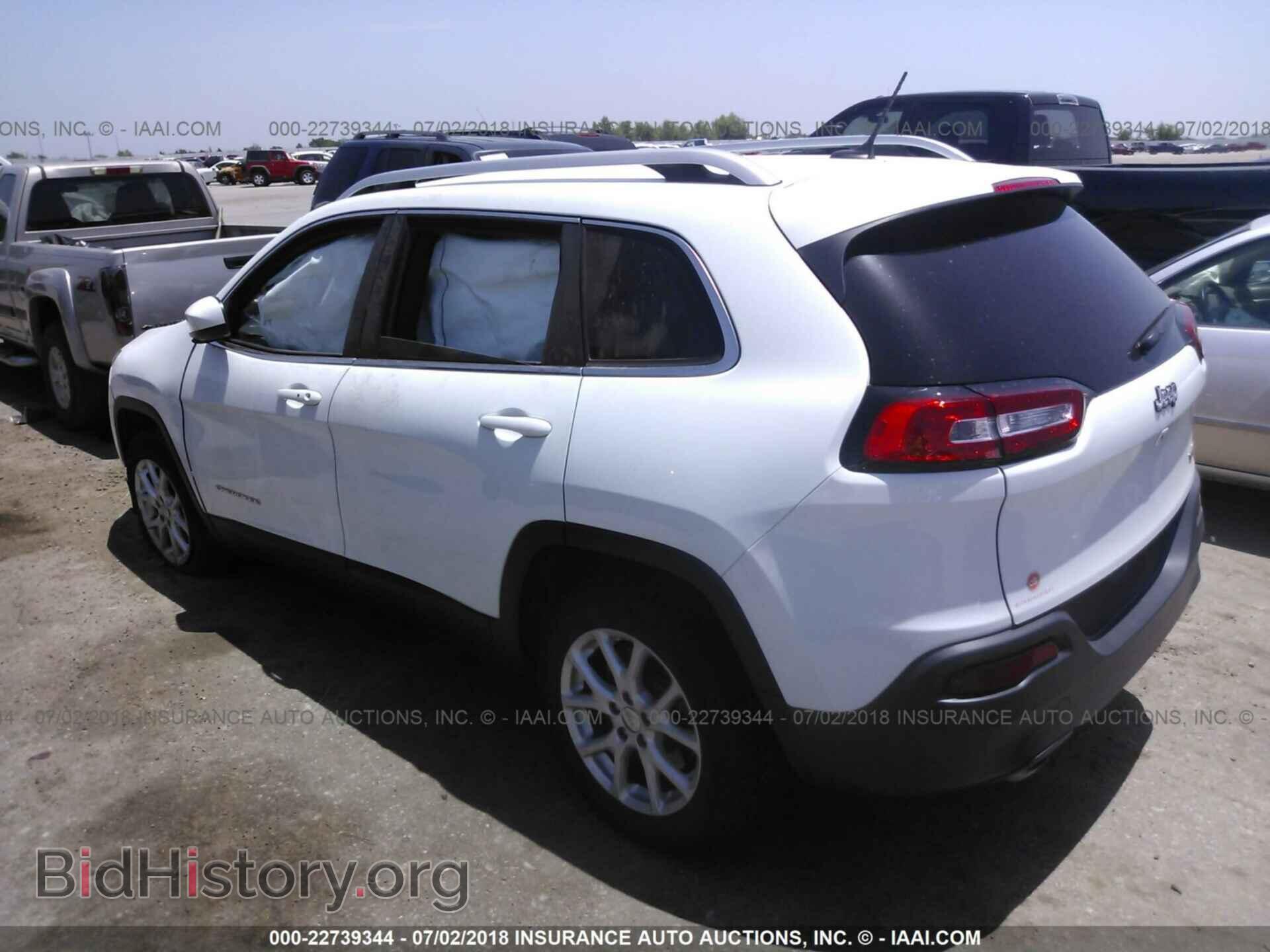 2014 Jeep Cherokee - VIN: 1C4PJLCS5EW206154 - Фото 3