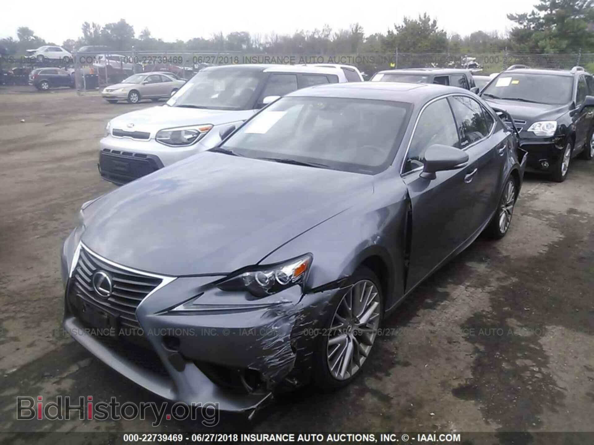 2014 Lexus Is - VIN: JTHCF1D21E5000692 - Photo 2