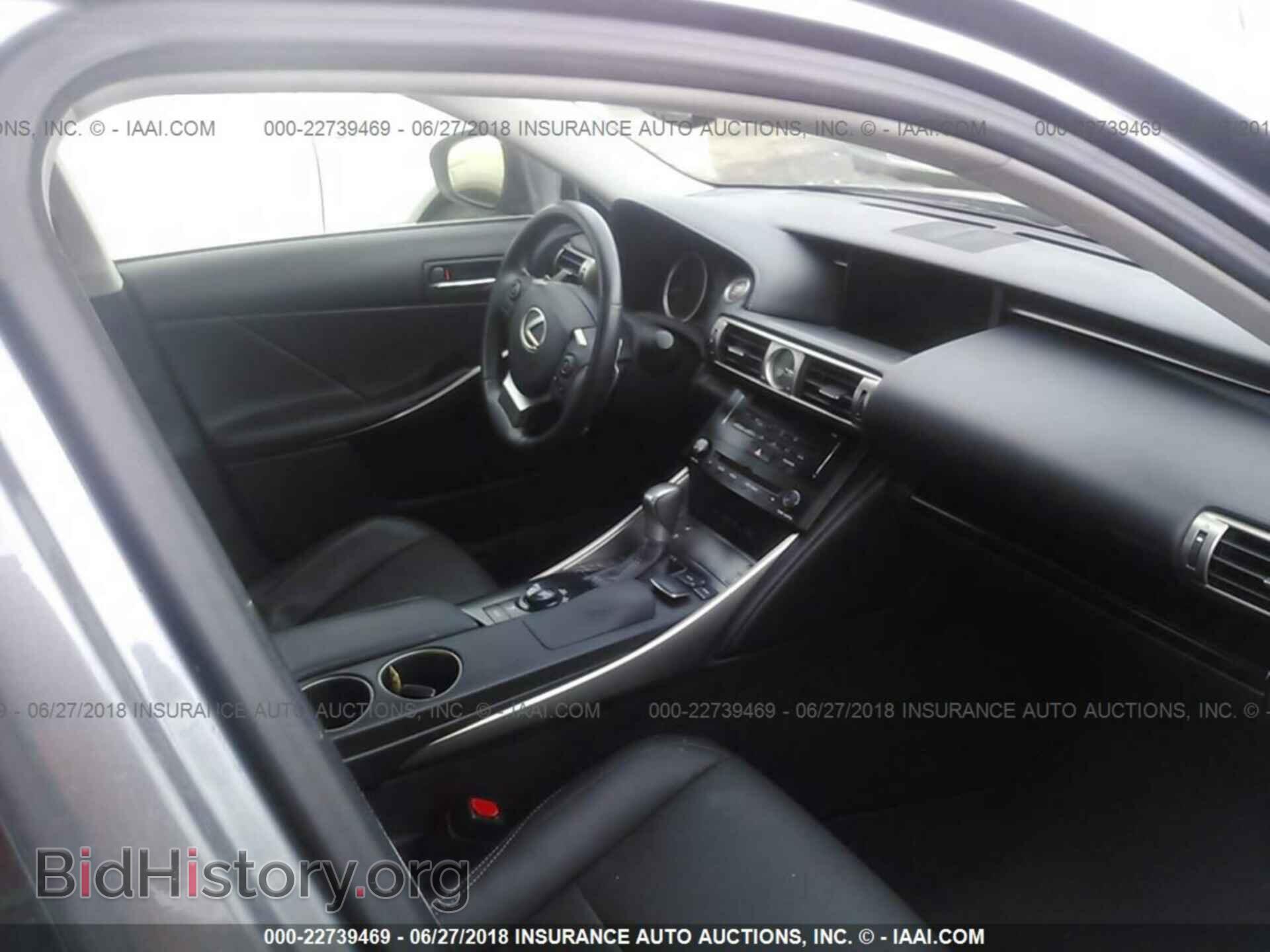 2014 Lexus Is - VIN: JTHCF1D21E5000692 - Photo 5