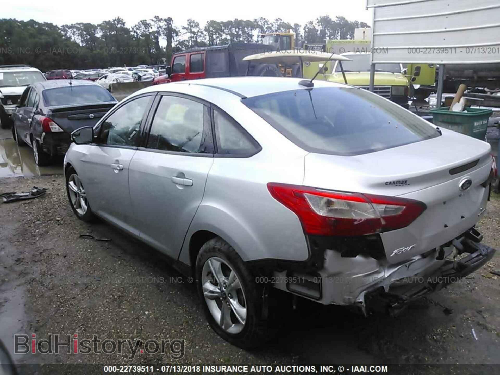 2014 Ford Focus - VIN: 1FADP3F28EL288109 - Фото 3