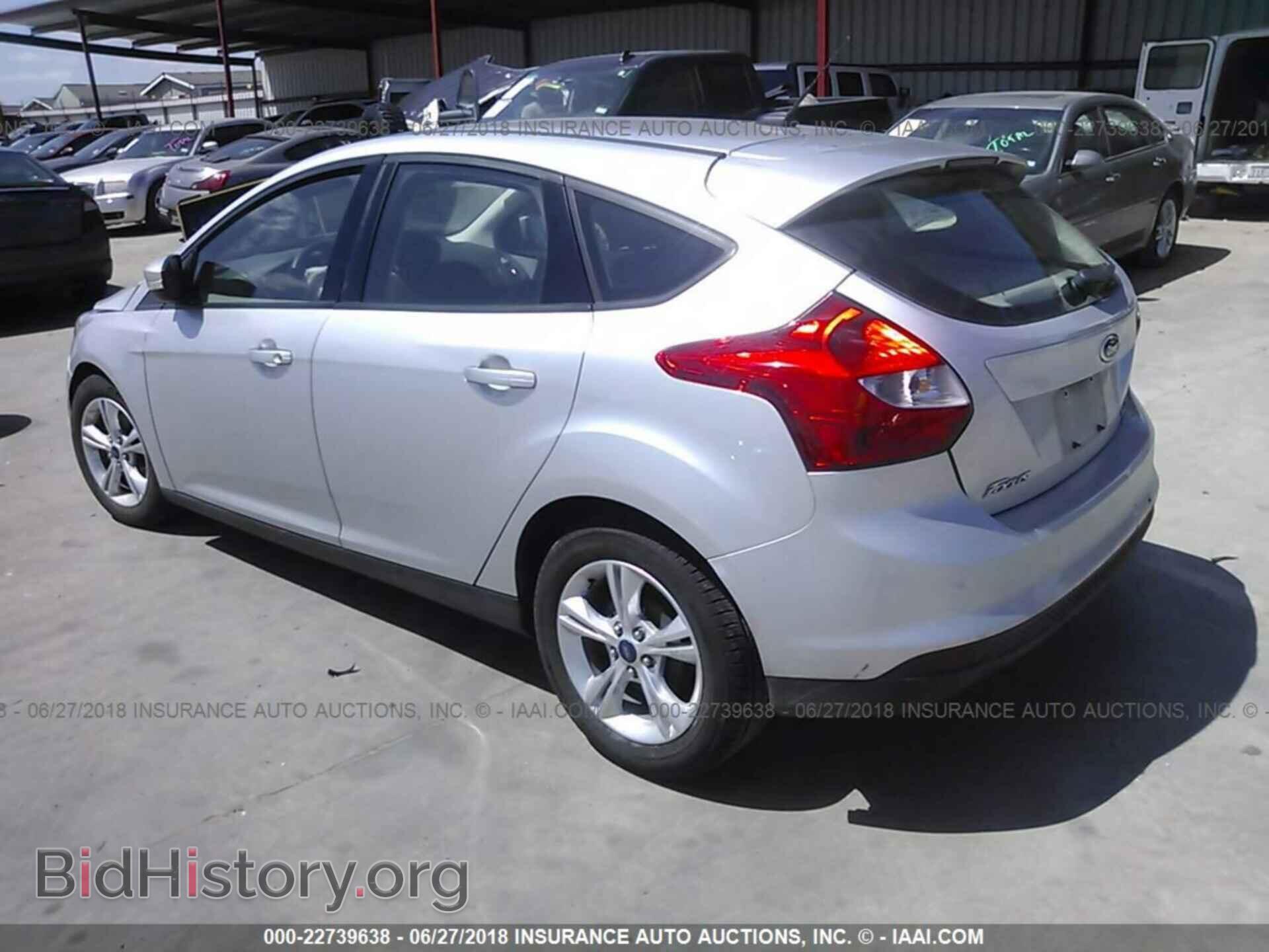 2014 Ford Focus - VIN: 1FADP3K26EL419740 - Photo 3