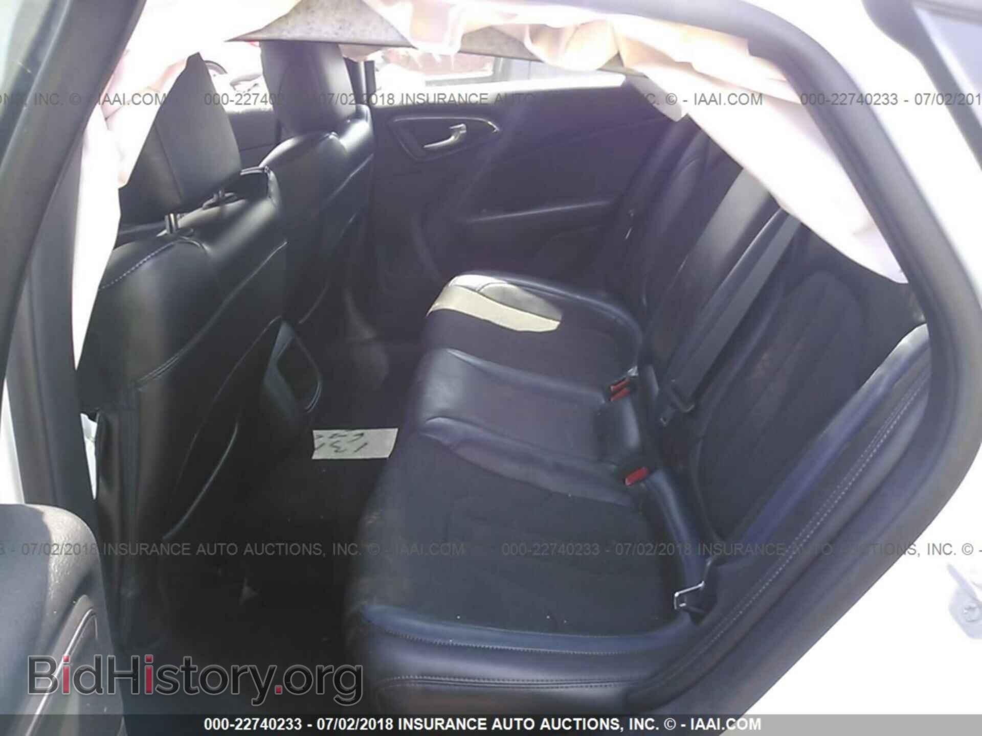 2015 Chrysler 200 - VIN: 1C3CCCBG8FN514839 - Photo 8