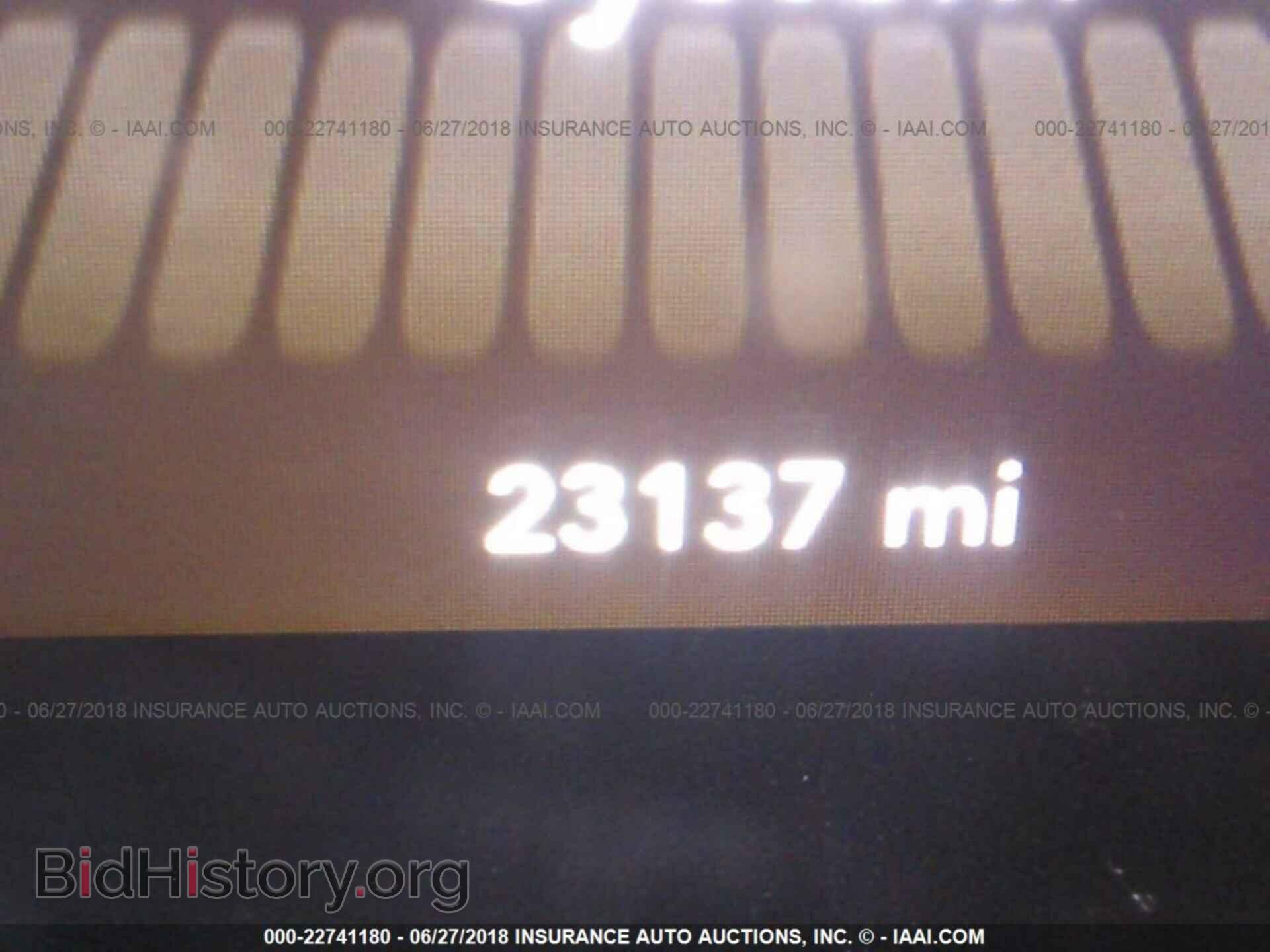 2015 Dodge Challenger - VIN: 2C3CDZBT5FH913648 - Photo 7