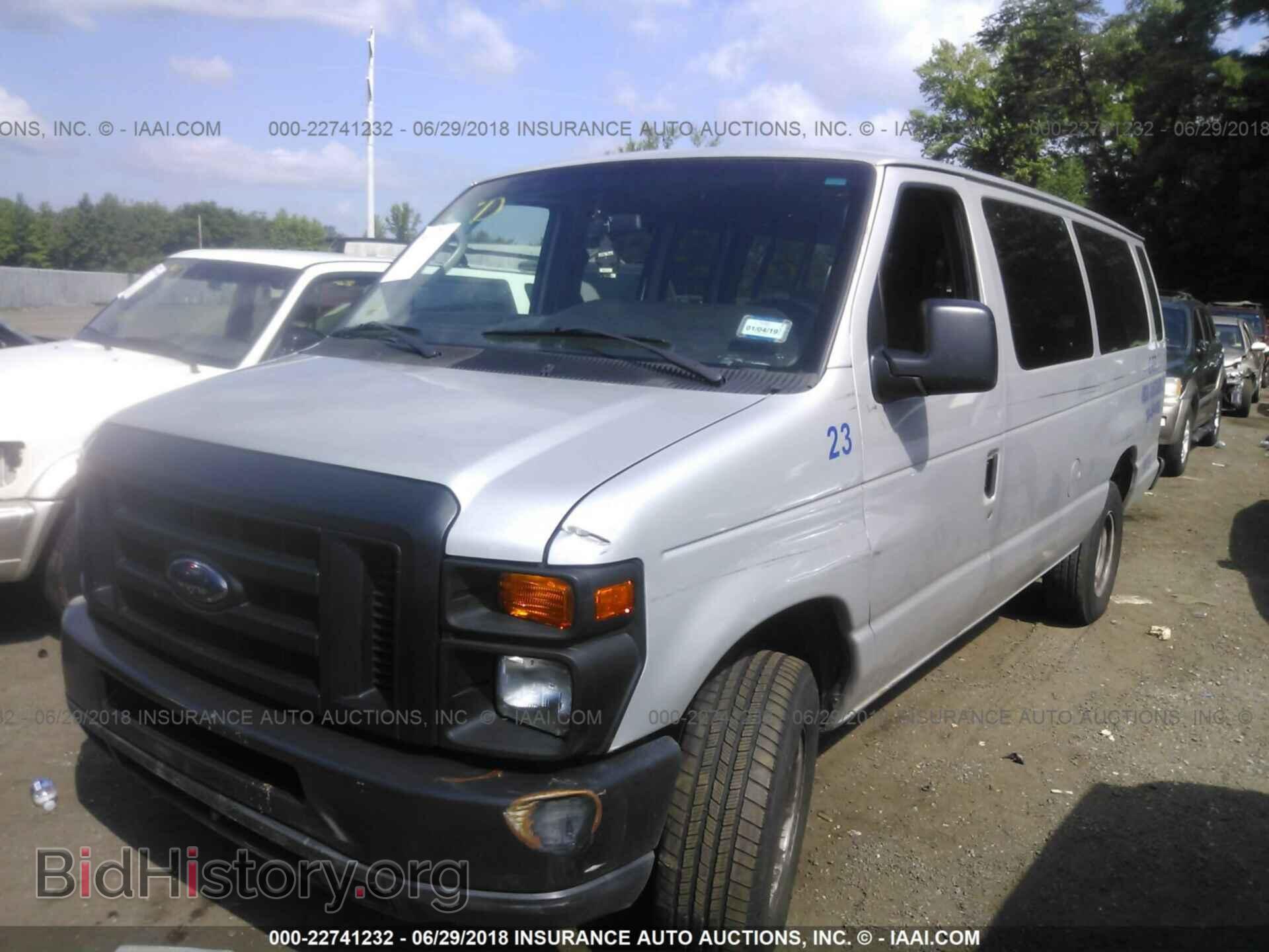 2011 Ford Econoline - VIN: 1FBSS3BL2BDA33500 - Photo 2
