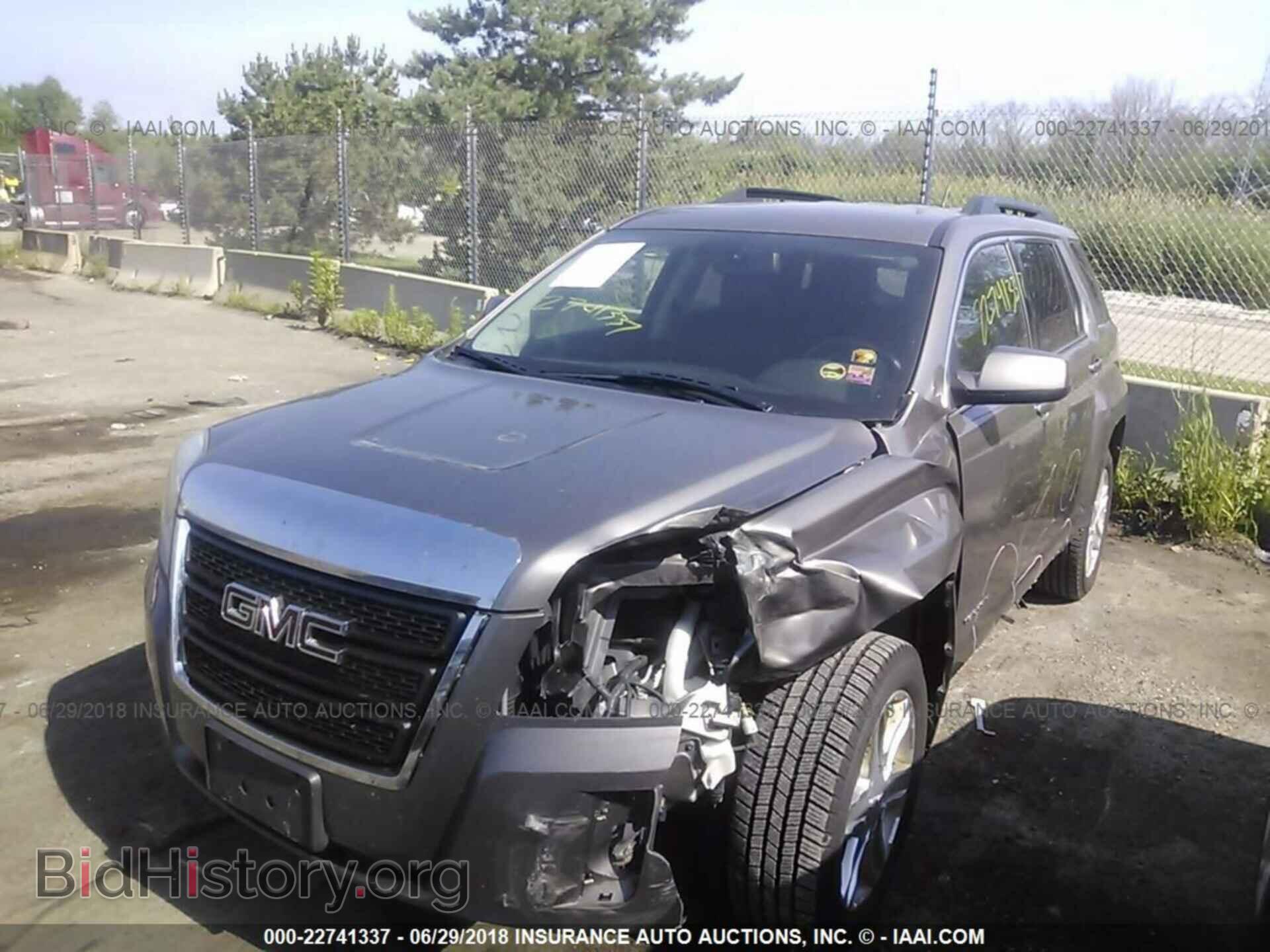 2011 Gmc Terrain - VIN: 2CTFLTE52B6282566 - Photo 2