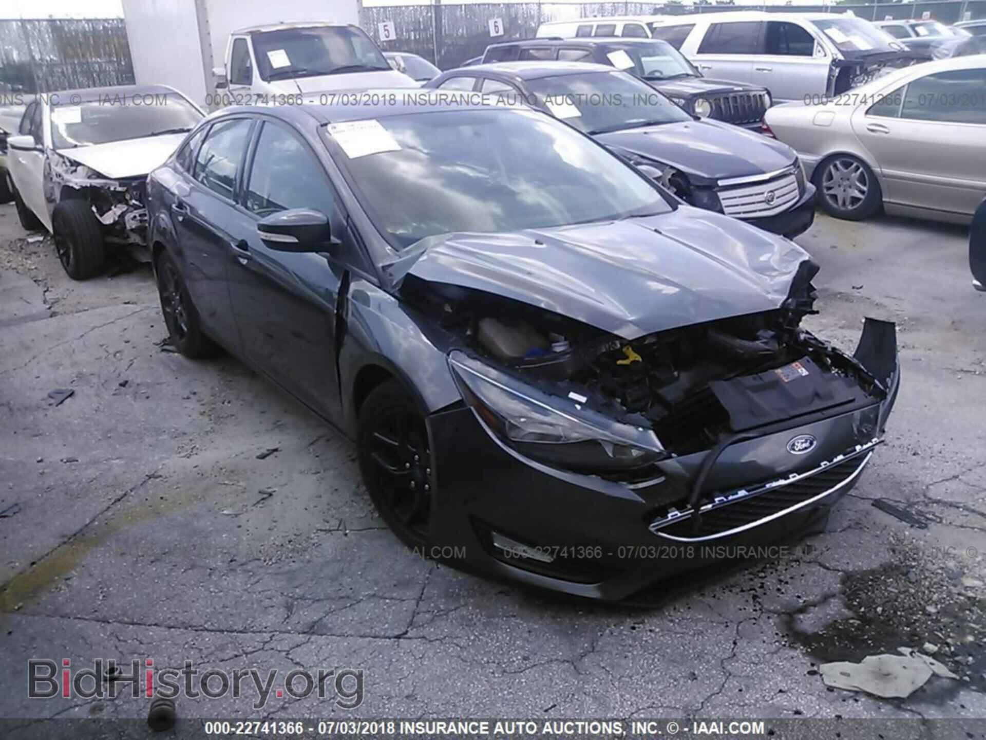 Photo 1FADP3F20GL323843 - Ford Focus 2016