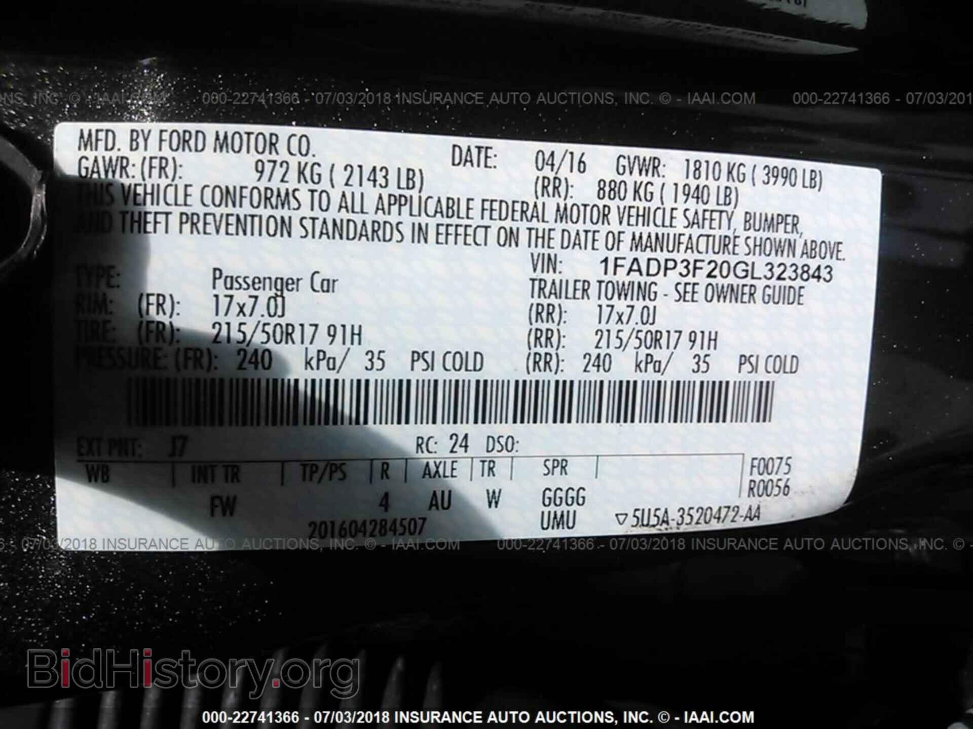 2016 Ford Focus - VIN: 1FADP3F20GL323843 - Photo 9