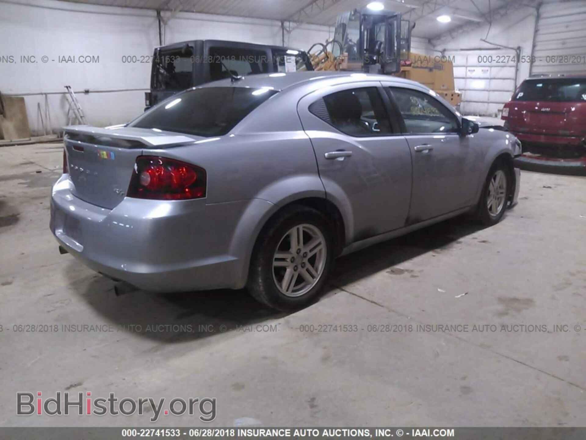 2013 Dodge Avenger - VIN: 1C3CDZAB5DN700647 - Photo 4