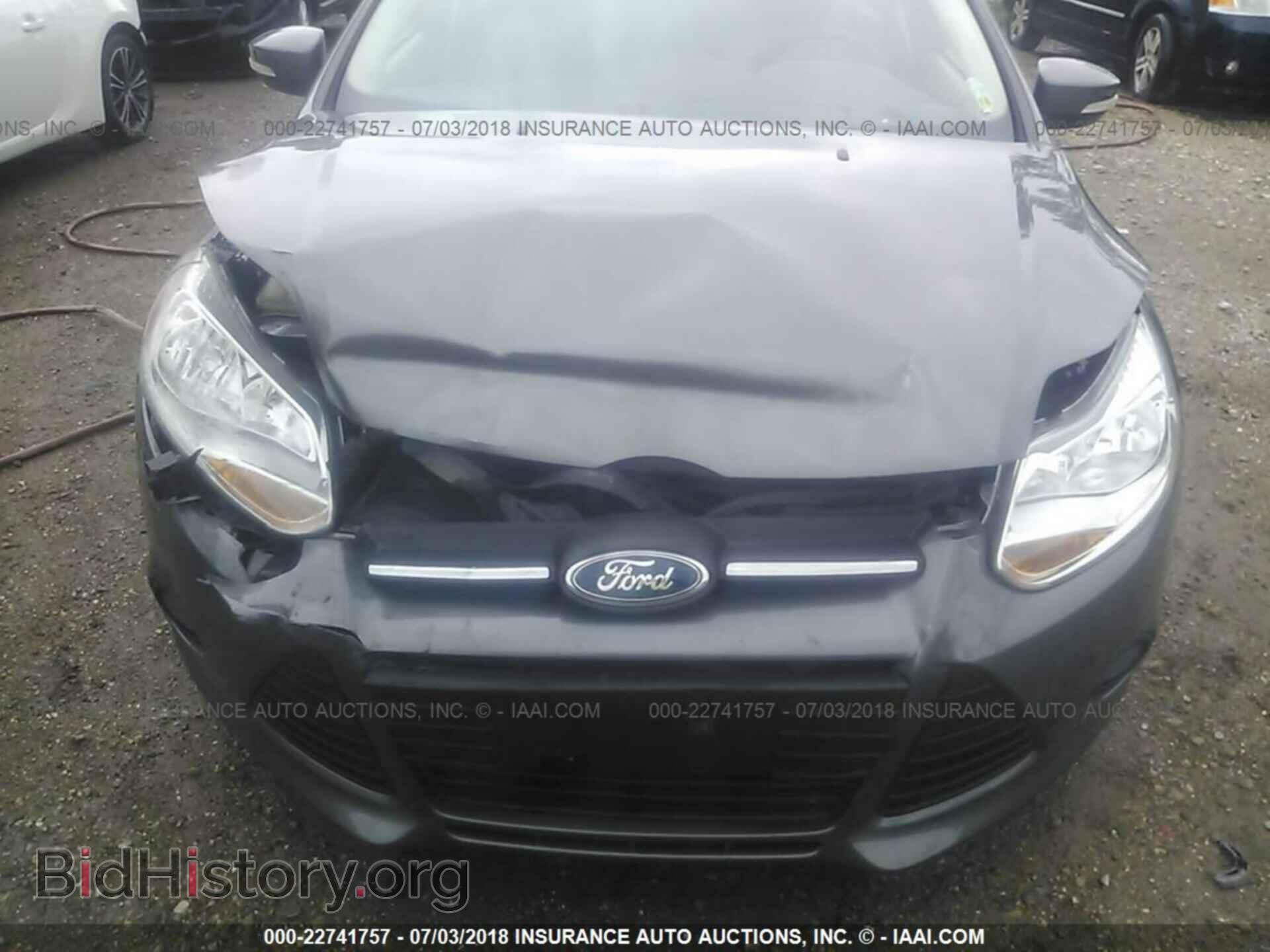2014 Ford Focus - VIN: 1FADP3F25EL447698 - Photo 6