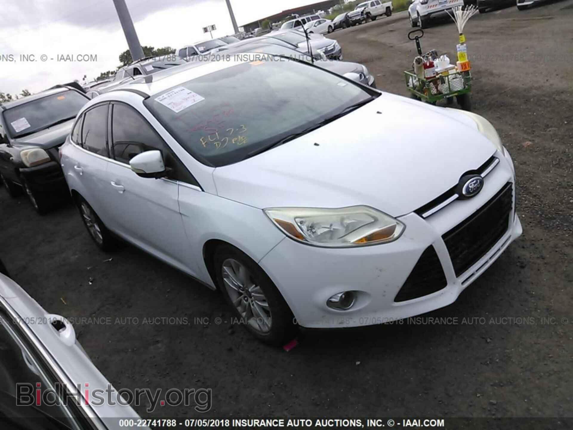 Photo 1FAHP3H21CL201145 - Ford Focus 2012