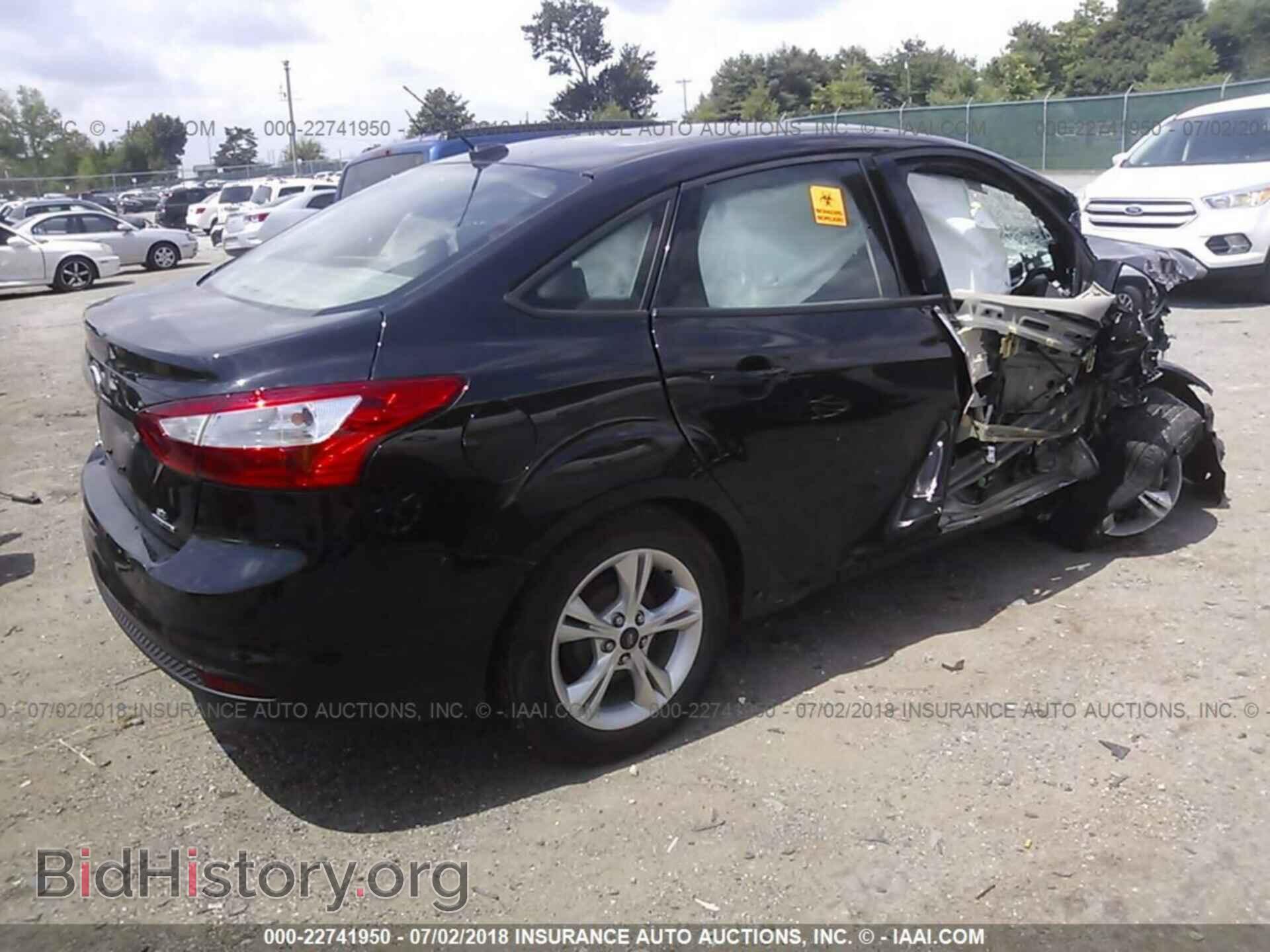 2013 Ford Focus - VIN: 1FADP3F21DL318341 - Photo 4