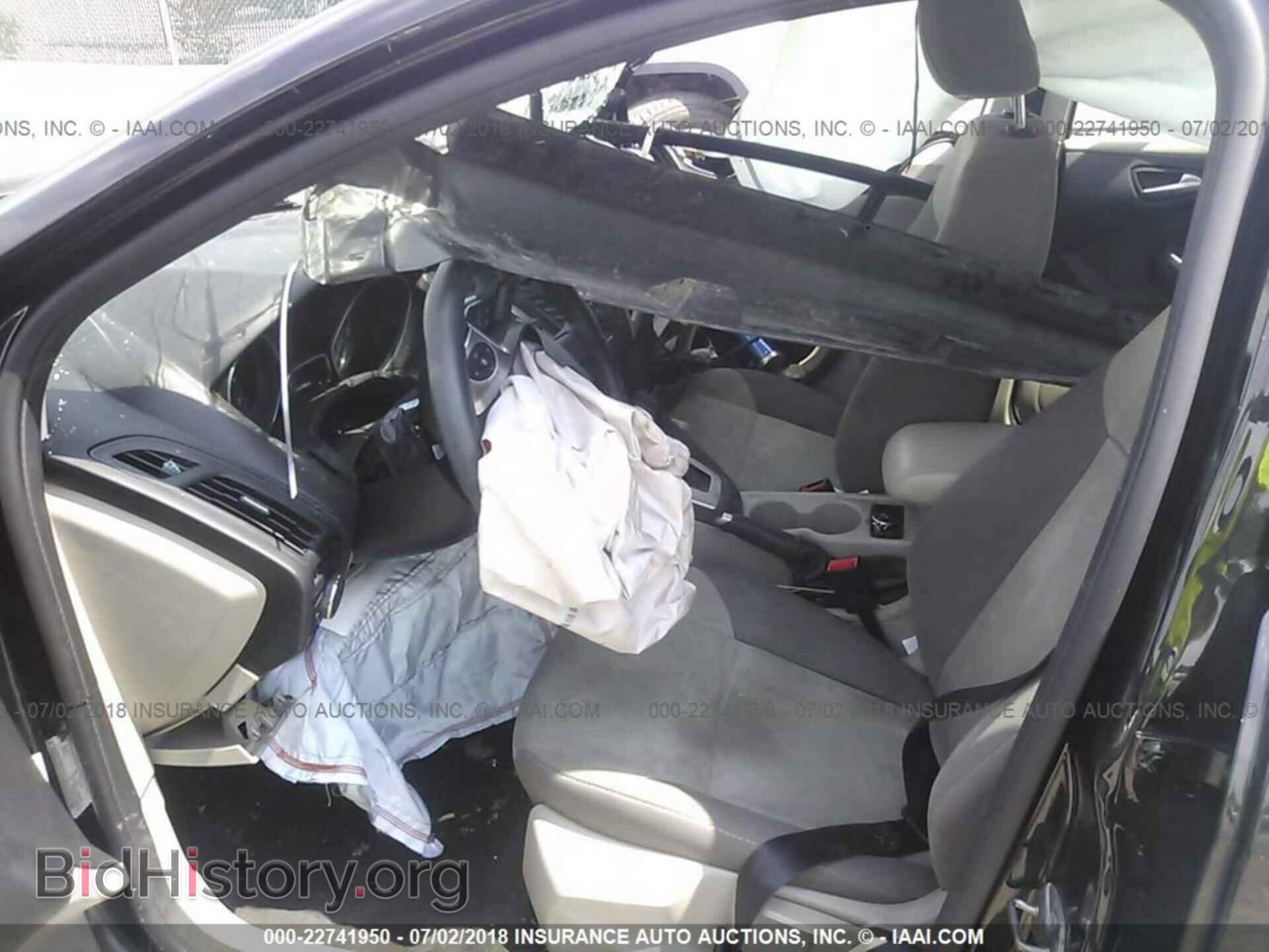 2013 Ford Focus - VIN: 1FADP3F21DL318341 - Photo 5