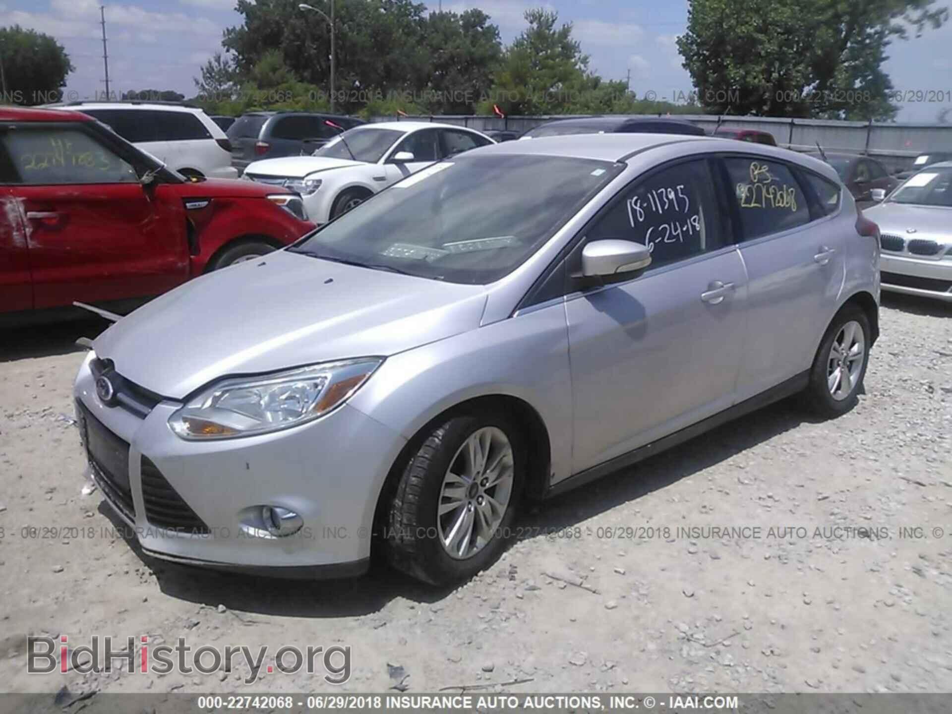 2012 Ford Focus - VIN: 1FAHP3M25CL437805 - Фото 2