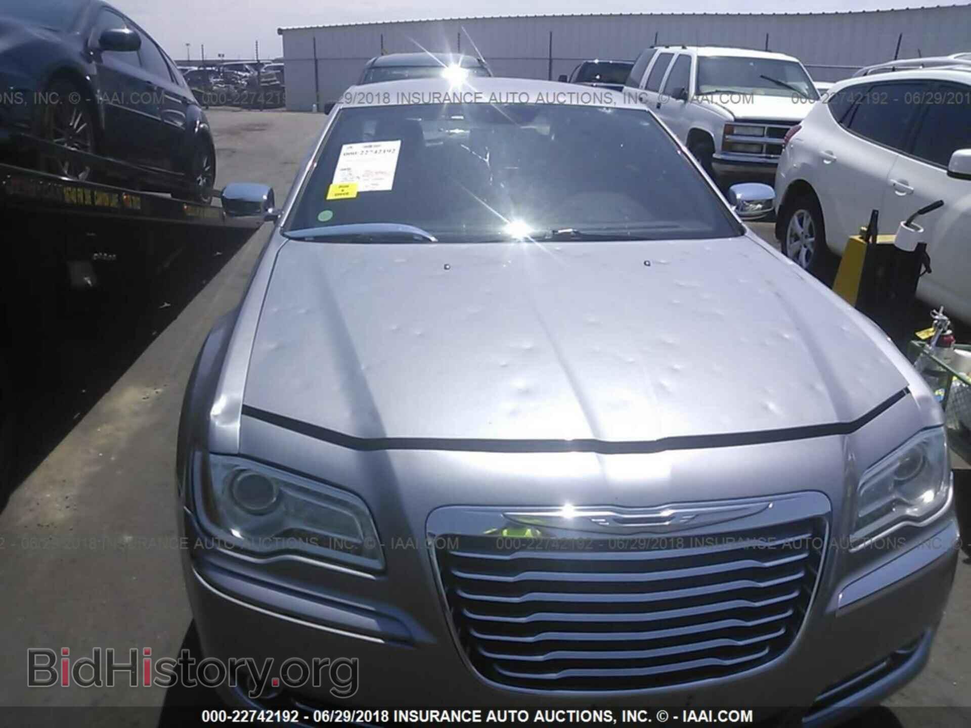 2014 Chrysler 300c - VIN: 2C3CCAKG5EH217197 - Фото 6