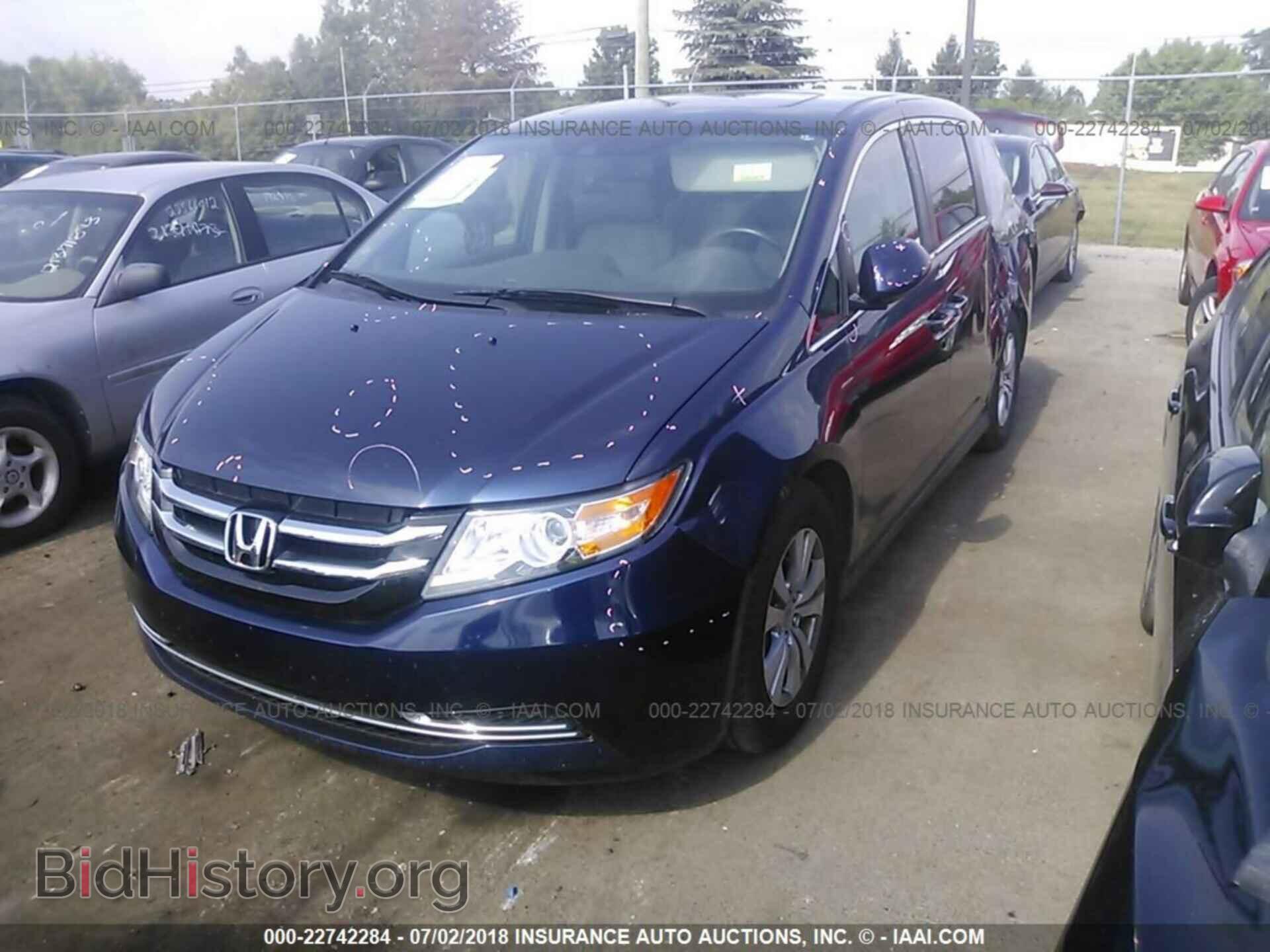 2014 Honda Odyssey - VIN: 5FNRL5H66EB091997 - Фото 2