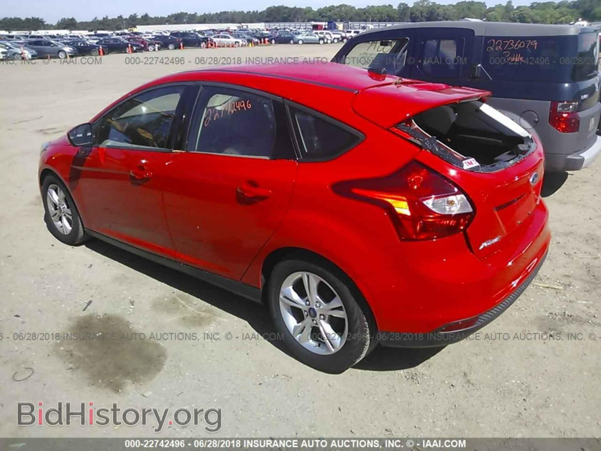 2014 Ford Focus - VIN: 1FADP3K22EL224489 - Photo 3