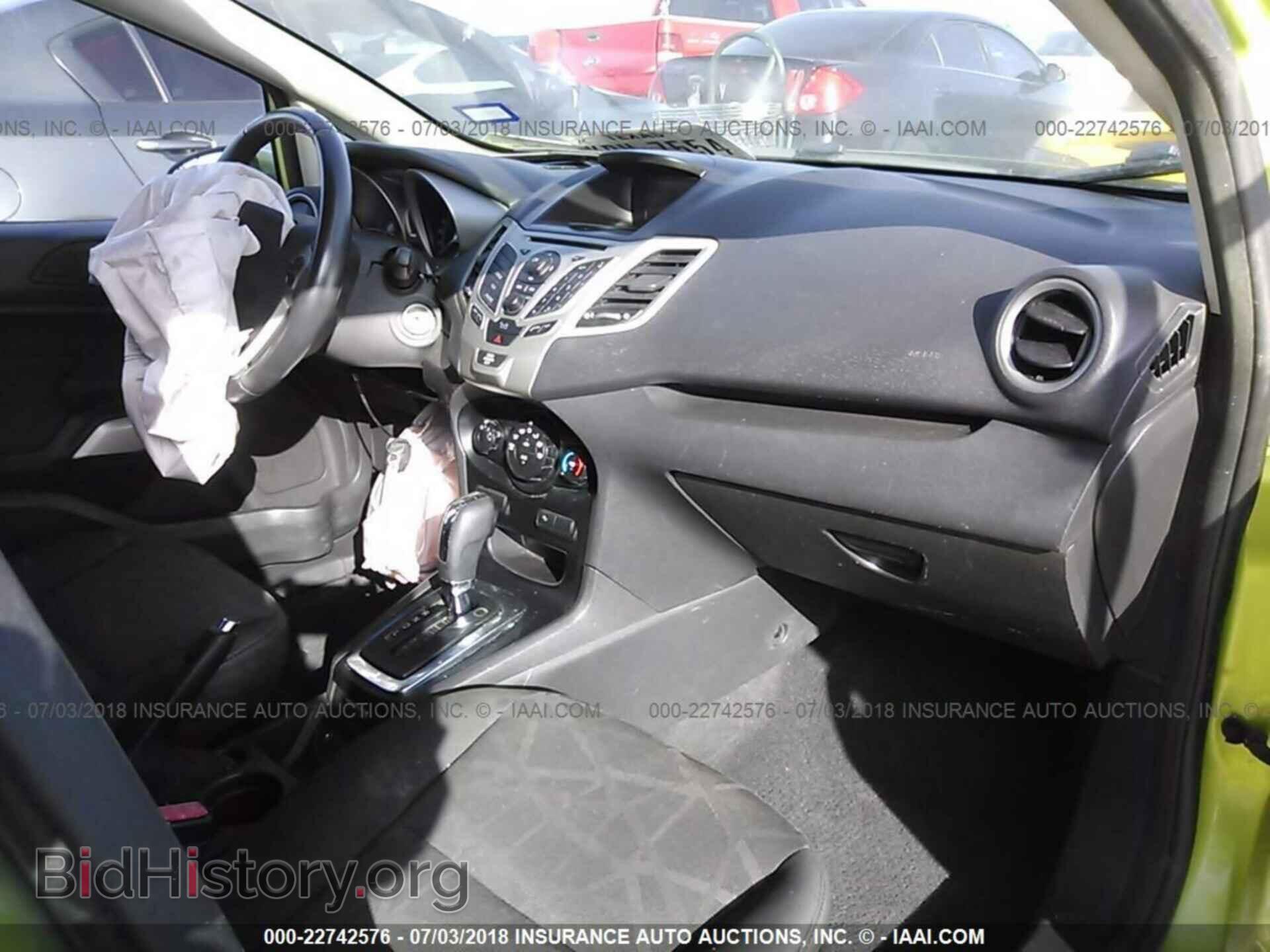 2011 Ford Fiesta - VIN: 3FADP4FJ7BM108917 - Фото 5