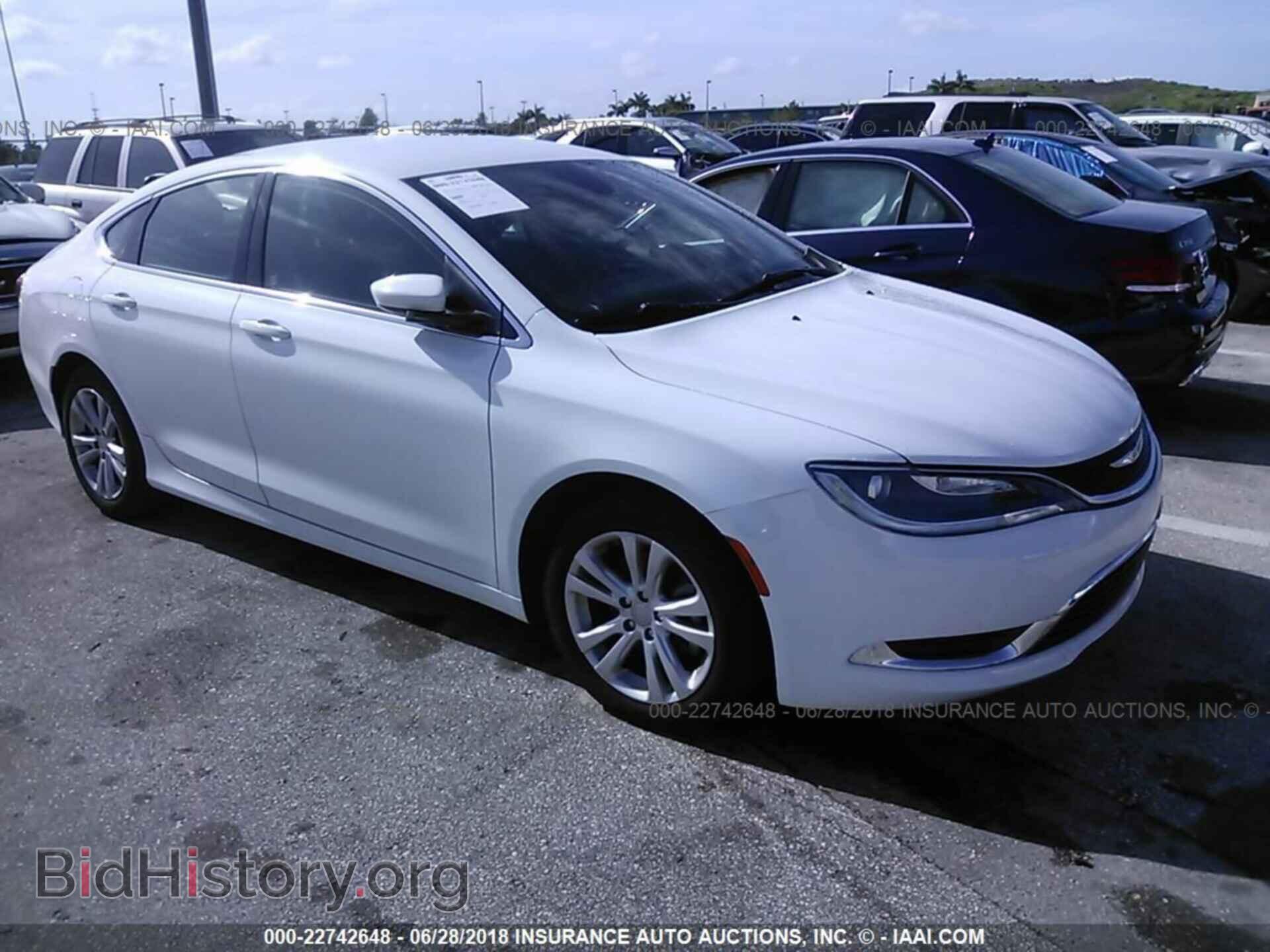 Photo 1C3CCCAB3FN715375 - Chrysler 200 2015
