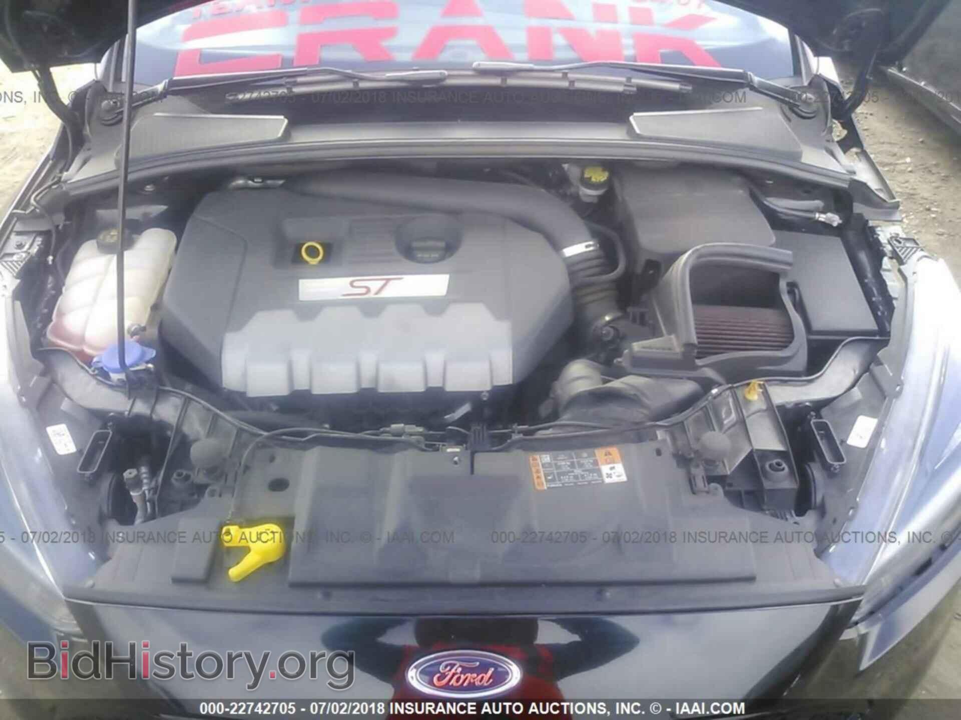 2017 Ford Focus - VIN: 1FADP3L95HL219724 - Photo 10