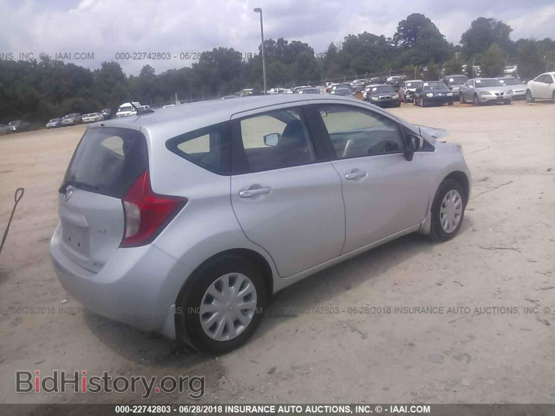 2016 Nissan Versa note - VIN: 3N1CE2CP9GL381320 - Фото 4