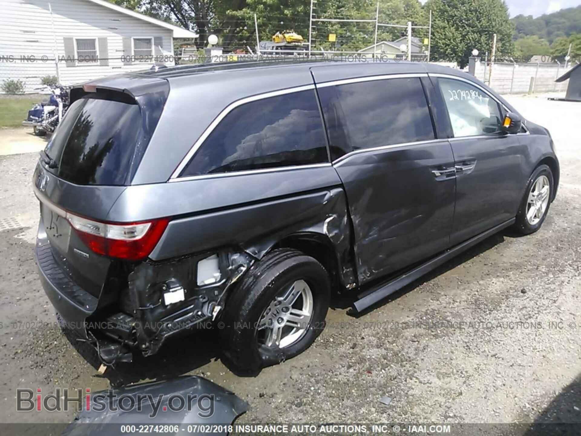 2012 Honda Odyssey - VIN: 5FNRL5H90CB060249 - Photo 4