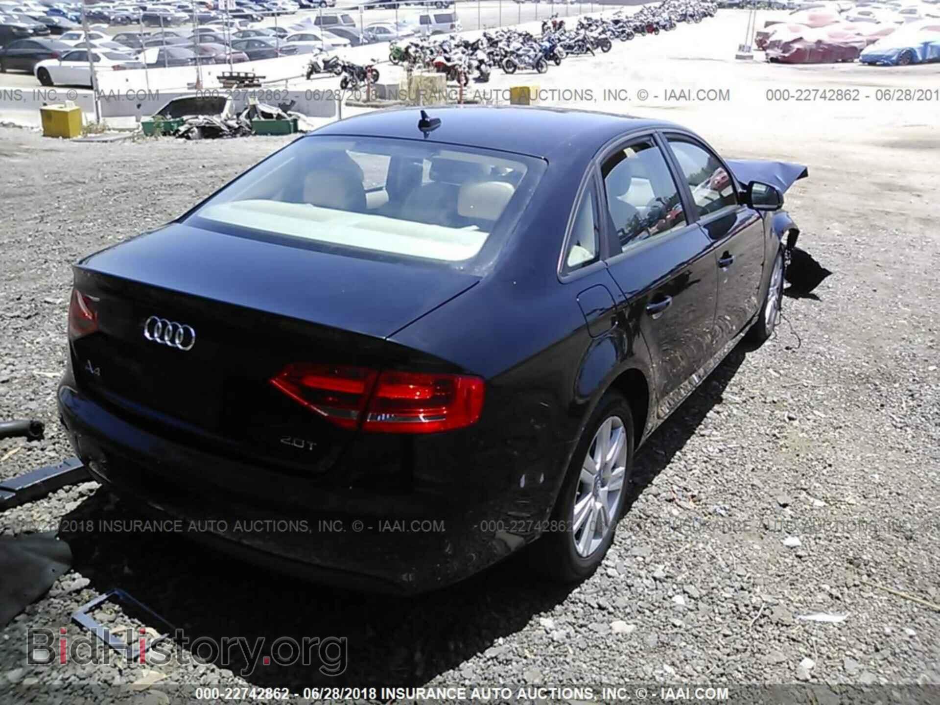 2011 Audi A4 - VIN: WAUAFAFL4BN000838 - Photo 4