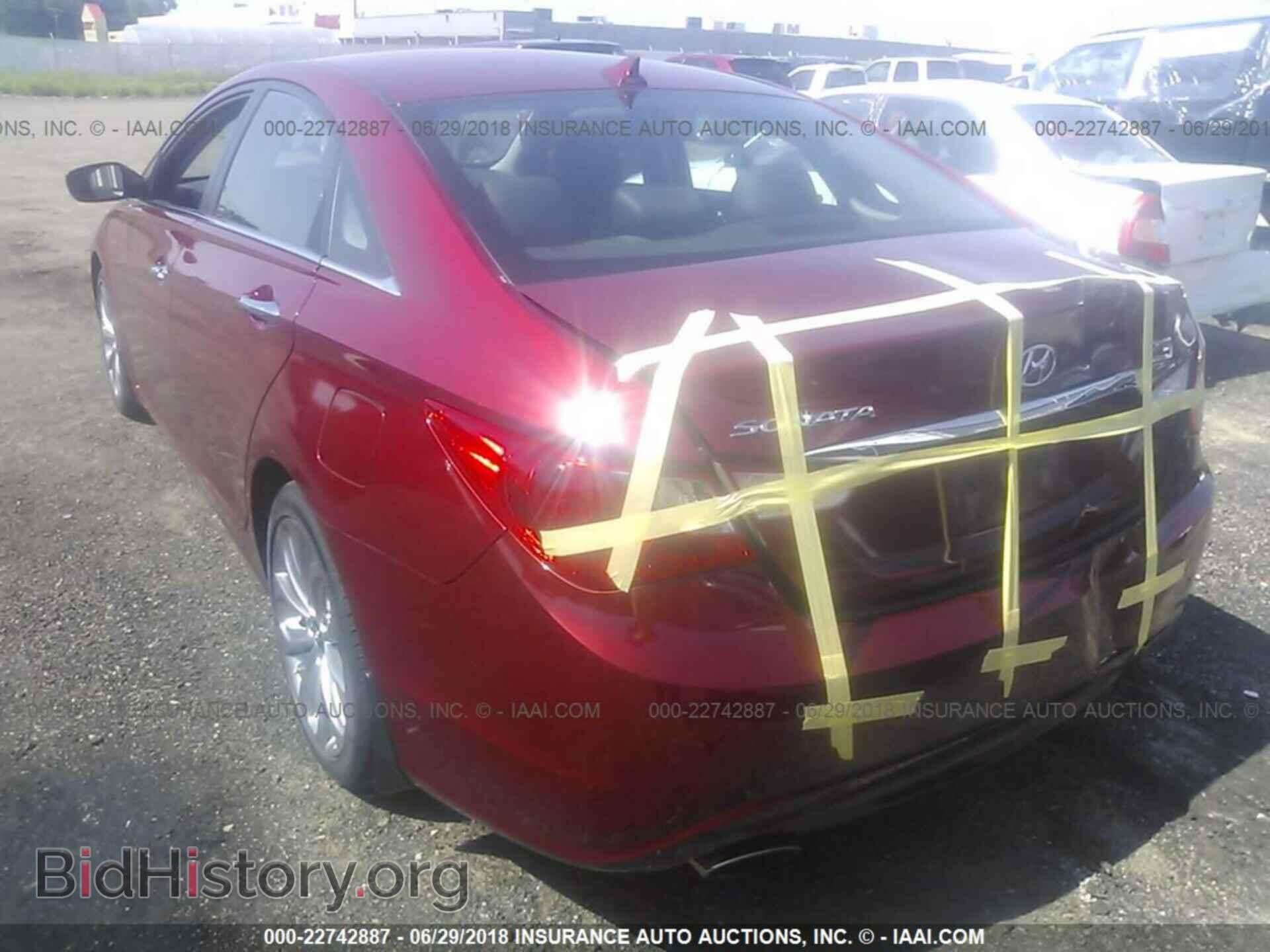 2012 Hyundai Sonata - VIN: 5NPEC4AC5CH427095 - Фото 3