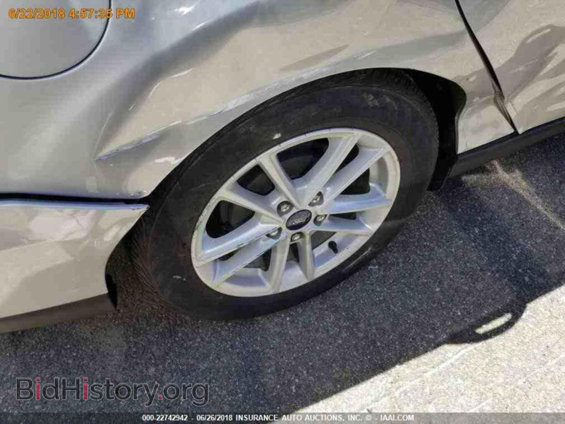 2017 Ford Focus - VIN: 1FADP3F22HL267552 - Photo 14
