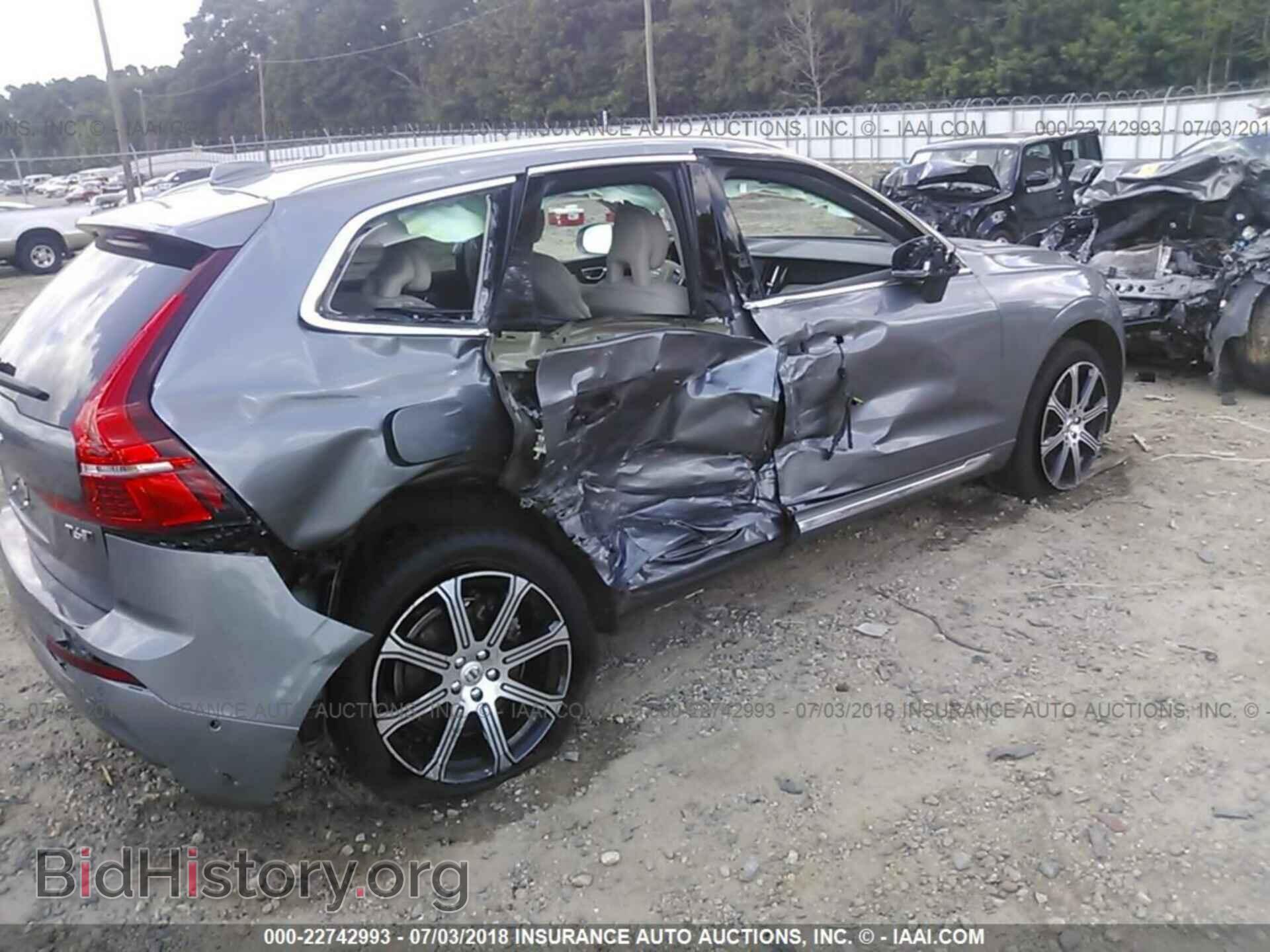 2018 Volvo Xc60 - VIN: YV4A22RL7J1001307 - Фото 4