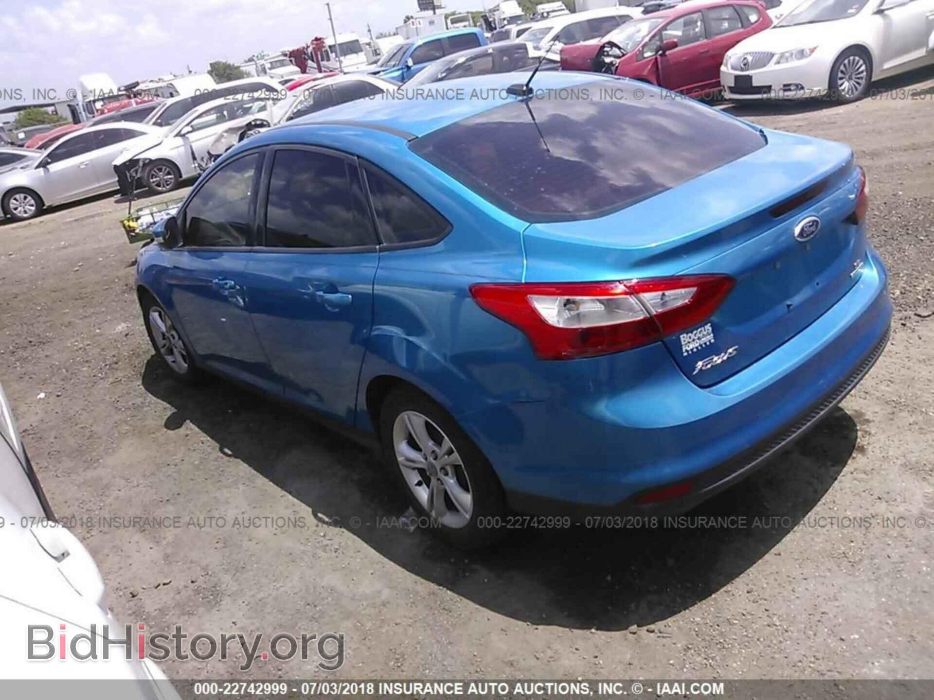 2013 Ford Focus - VIN: 1FADP3F26DL151197 - Photo 3