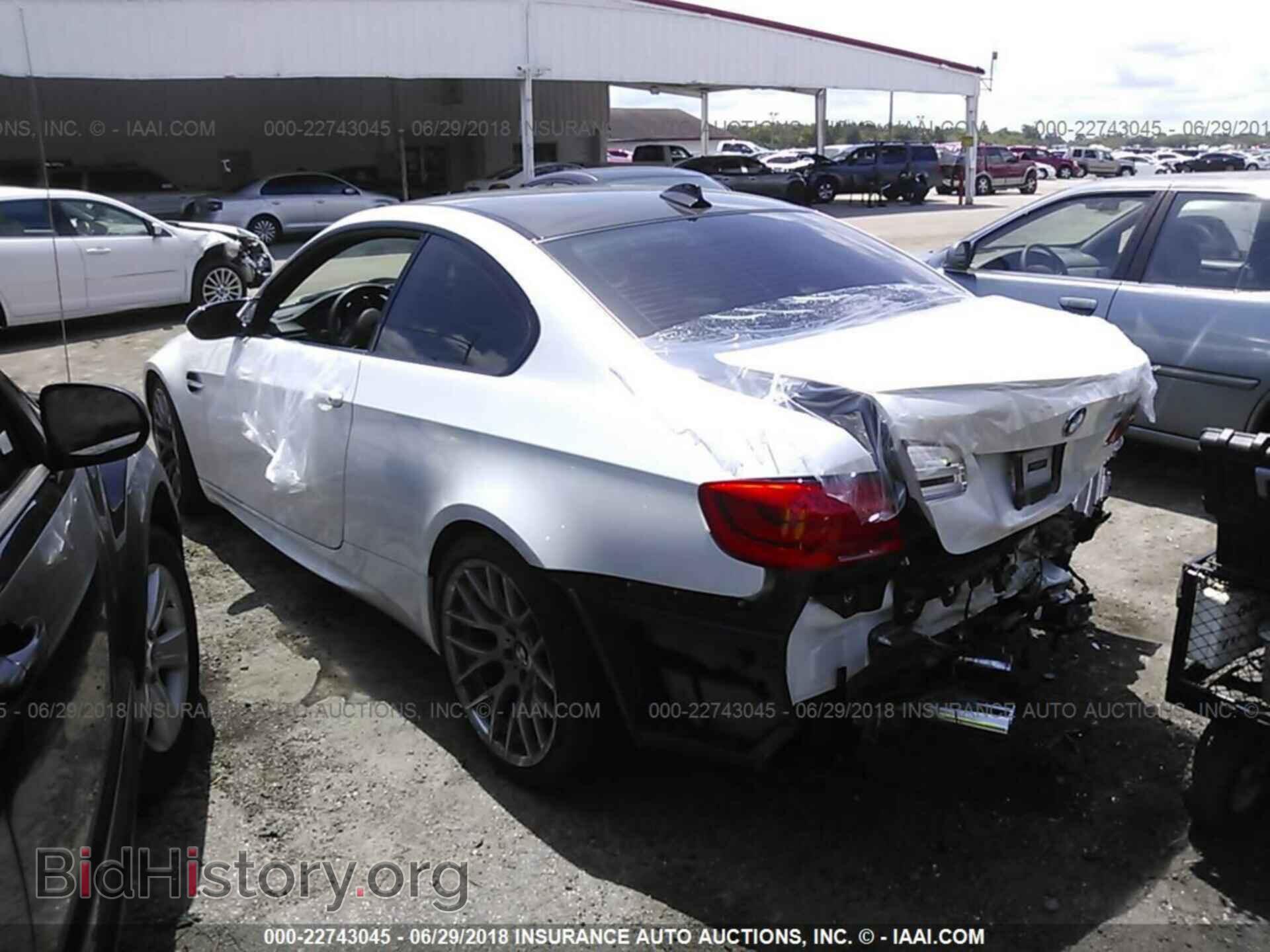 2013 Bmw M3 - VIN: WBSKG9C51DJ593960 - Фото 3